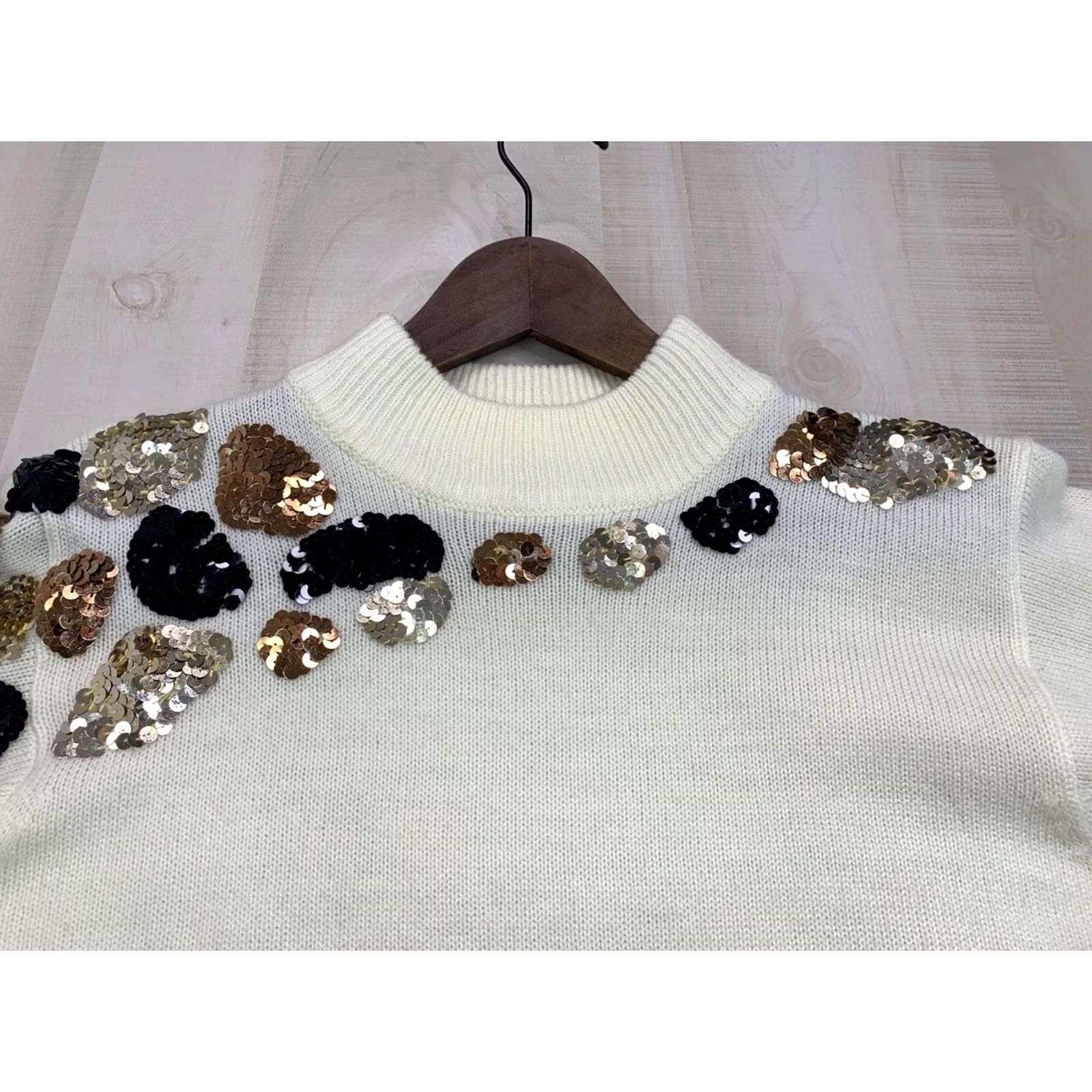 Vintage VINTAGE Darian Cheetah Print High Neck Knit Sweater Dress Women's Small S Long Sleeve Sequin Accents 80s 90s Bohemian Classic Ivory Knit Dress Size S / US 4 / IT 40 - 6 Thumbnail