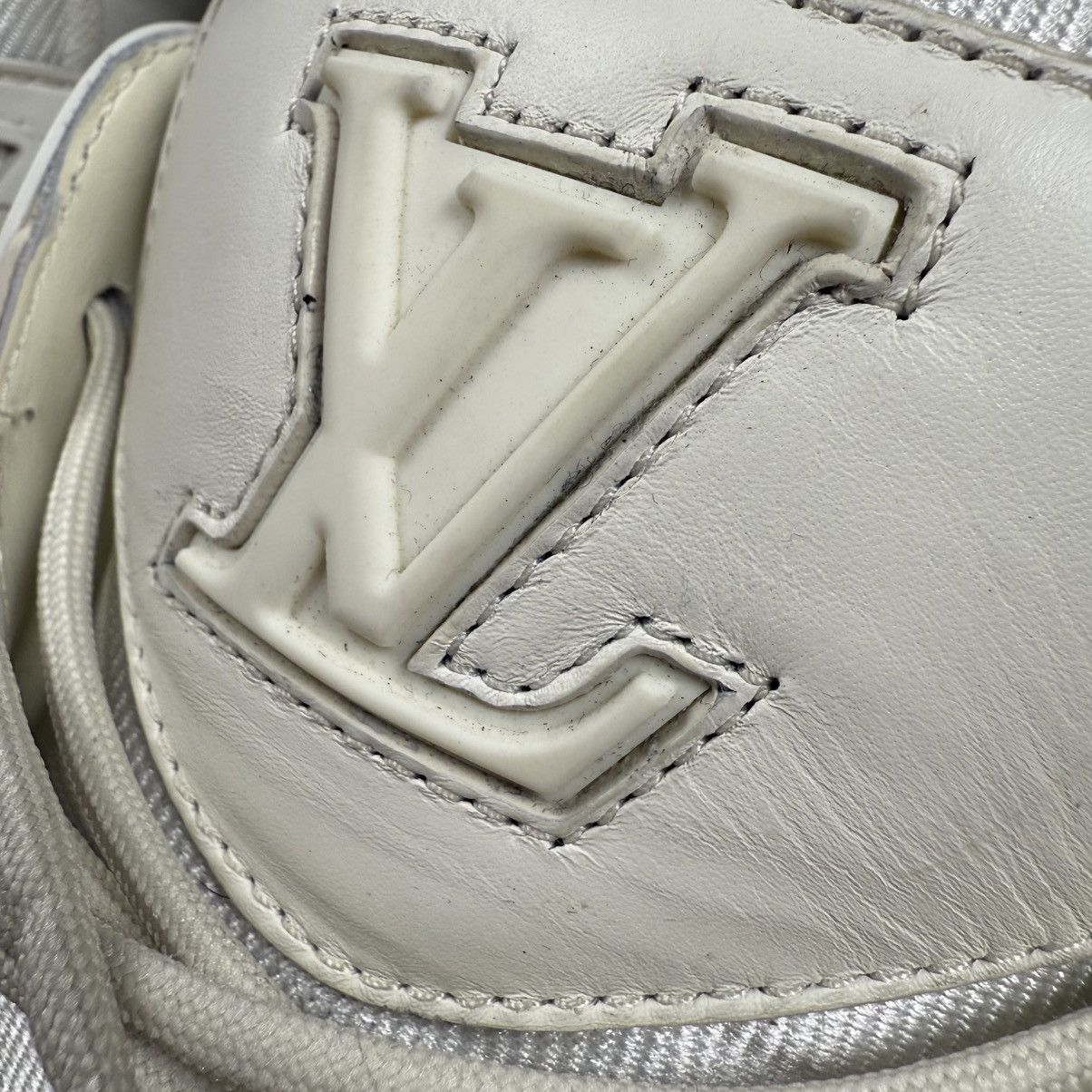 Louis Vuitton Louis Vuitton LV Trainer Maxi ‘White’ Shoes Size US 12 / EU 45 - 2 Thumbnail