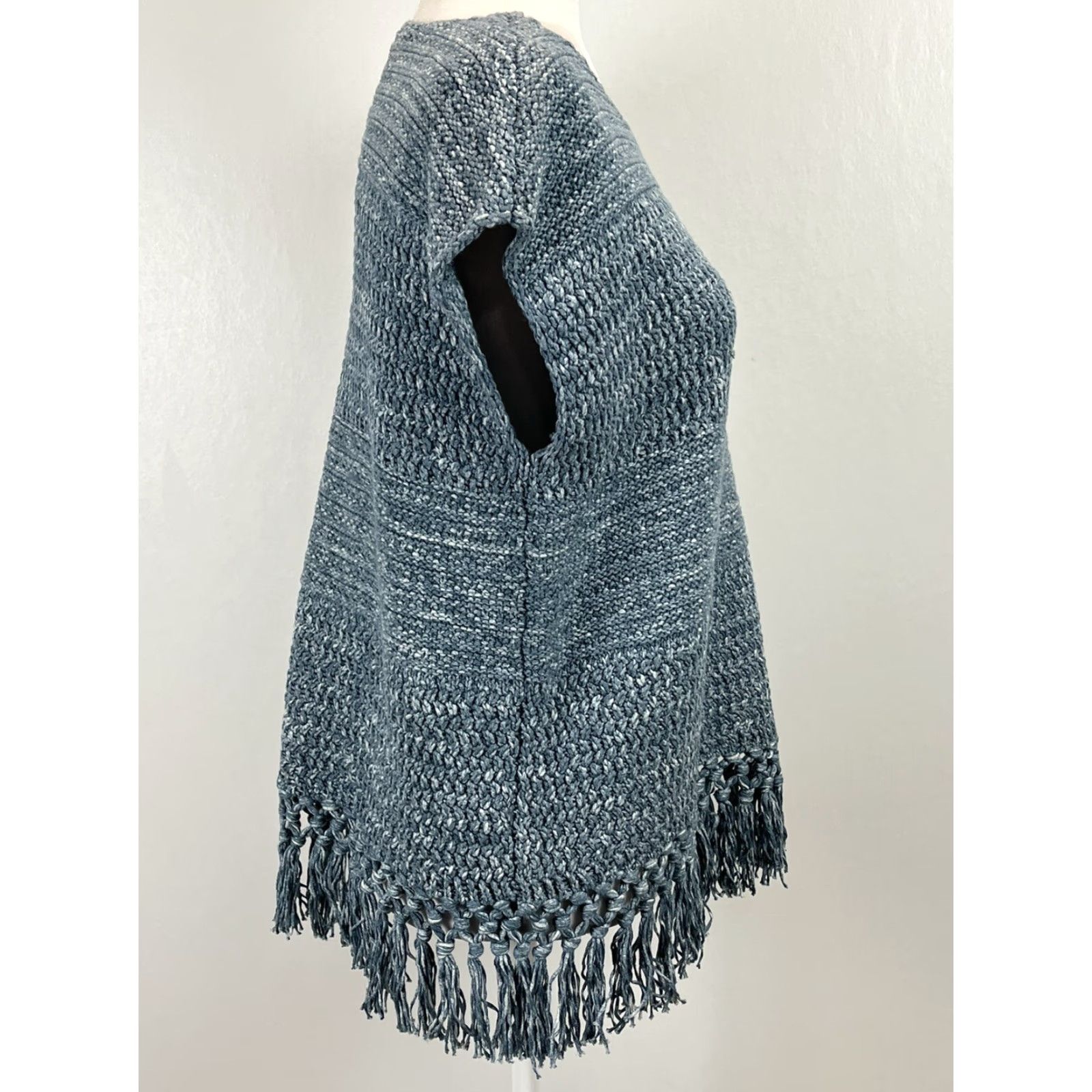 Orvis Orvis Knit Sleeveless Sweater Sz S/M Womens Fringe Blue Coastal Grandma Tassels Beach Winter Fall Spring Summer Pullover Knit Cotton Boxy Size S / US 4 / IT 40 - 4 Thumbnail