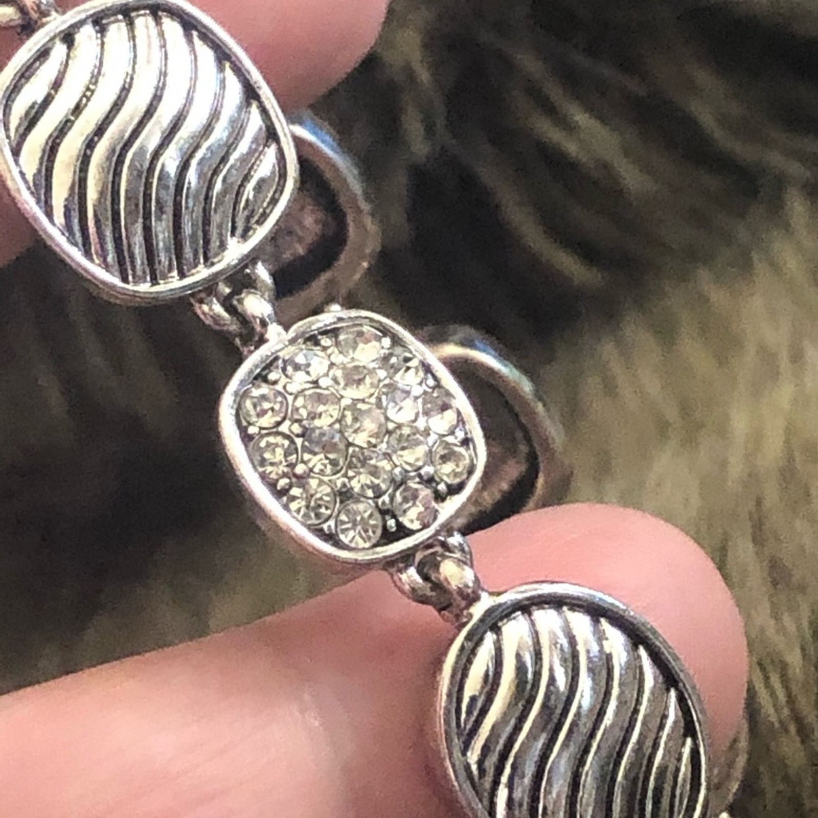 Jewelry Vintage Napier silver rhinestone accent bracelet Size ONE SIZE - 6 Thumbnail