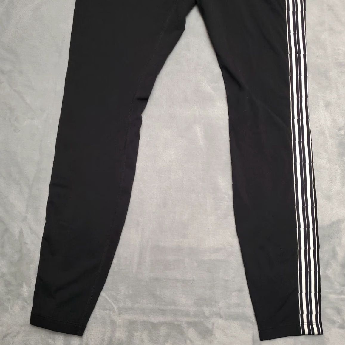 Athleta Athleta Pants Womens M Black White Striped Track Tux Tight Legging Athleisure Size 32" / US 10 / IT 46 - 2 Thumbnail