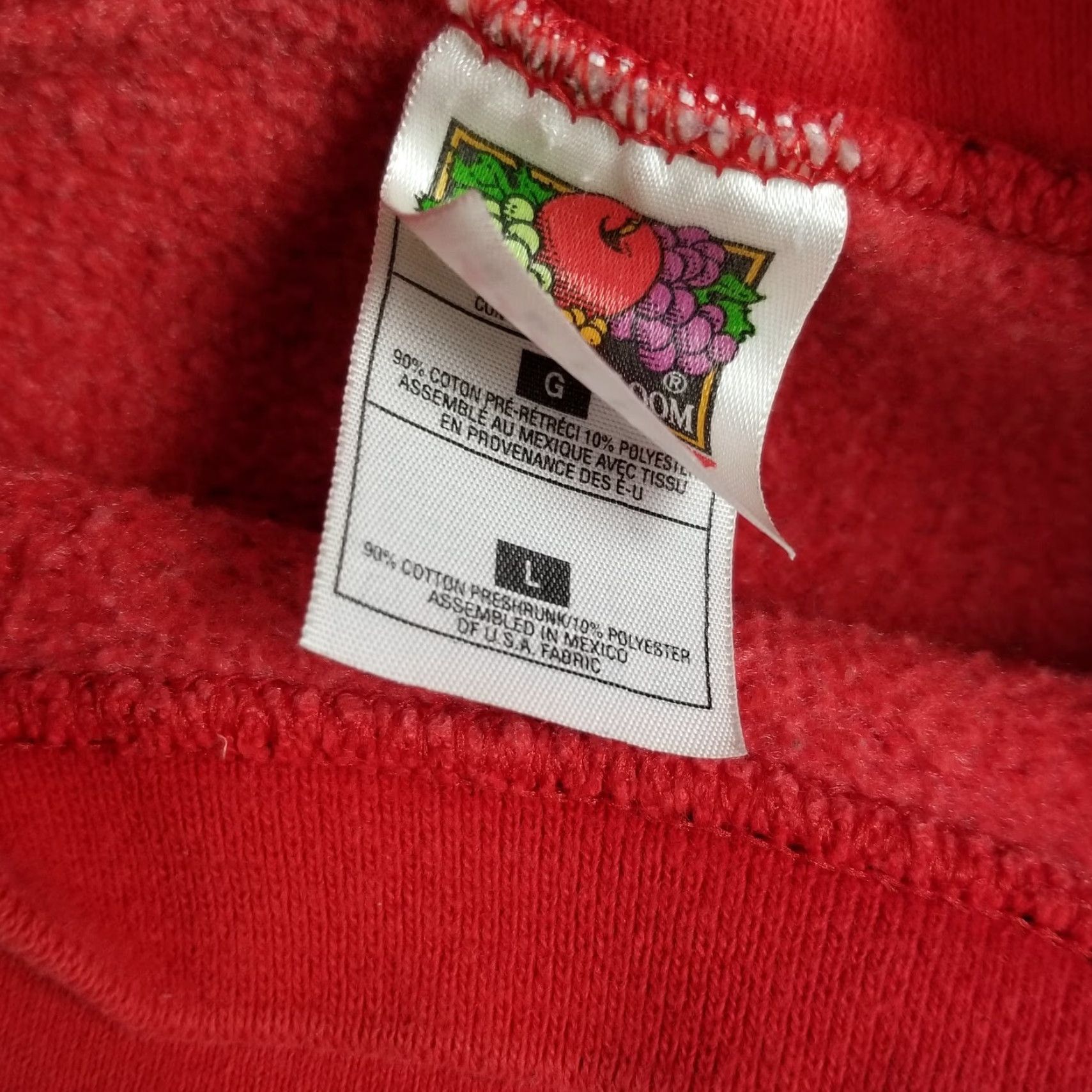 Hanes VINTAGE Hanes Crewneck Sweatshirt Shirt Men L Red USA 90s Retro Patriotic Long Sleeve Cotton Engineered Knit Embroidered Hip Hop Hippie Style Mens Size US L / EU 52-54 / 3 - 3 Thumbnail