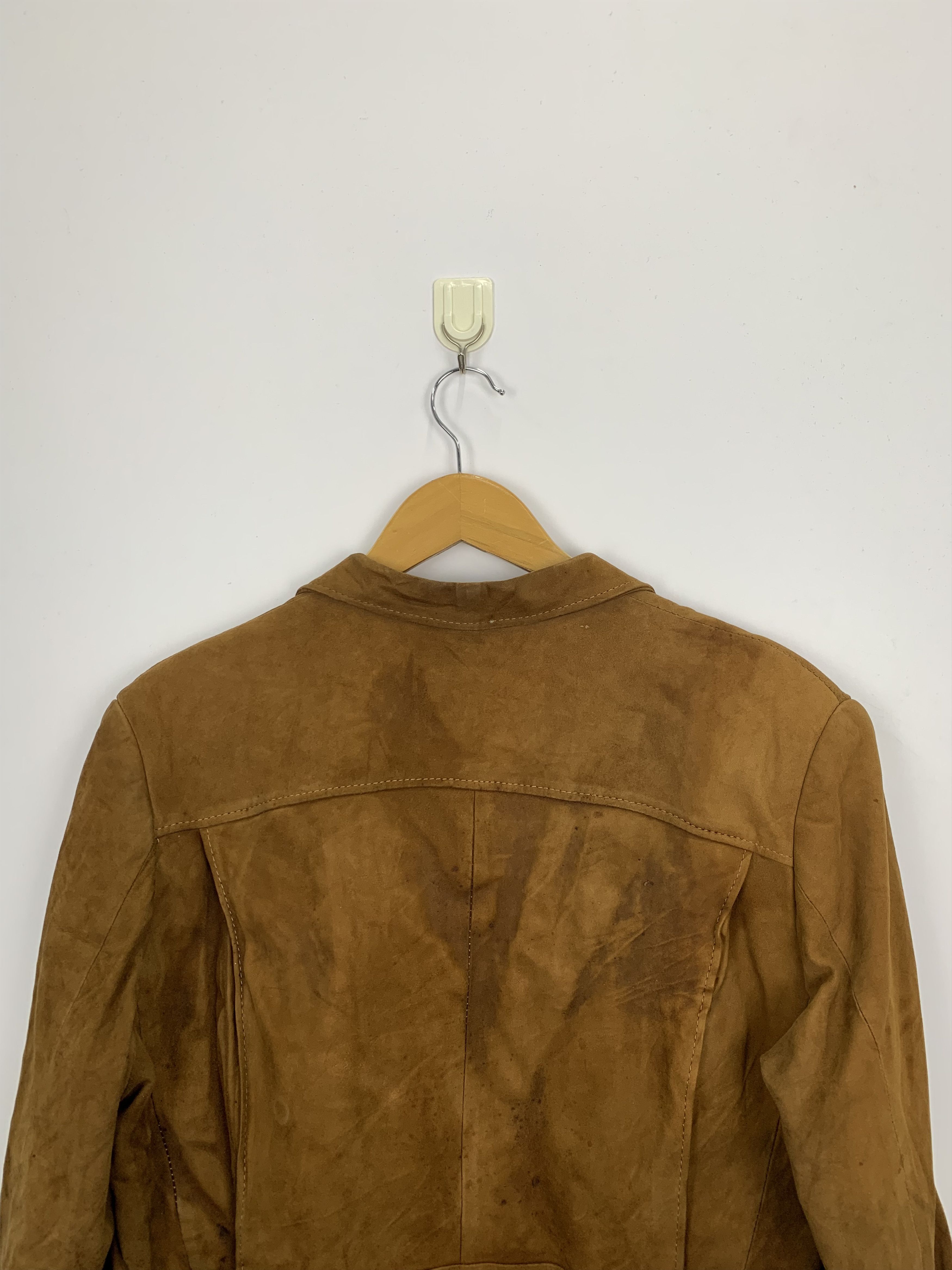 Vintage Vintage Japanese Brand Suede Leather Luxury Blazer J0795 Size US L / EU 52-54 / 3 - 4 Thumbnail
