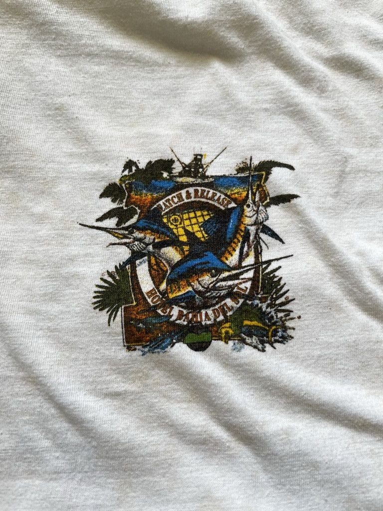 Vintage Vintage 90s Catch & Release Tee Size US XL / EU 56 / 4 - 4 Thumbnail