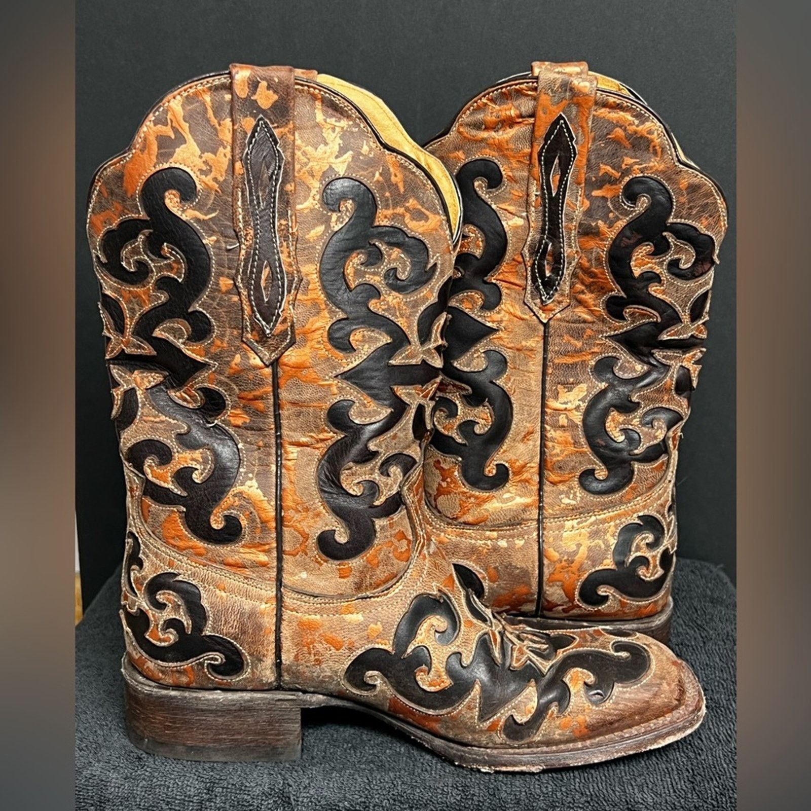 Cowboy Equipment Tanner Mark Jaw Dropper Hand Tooled Leather Boots Womens 8.5 Size US 8.5 / IT 38.5 - 6 Thumbnail