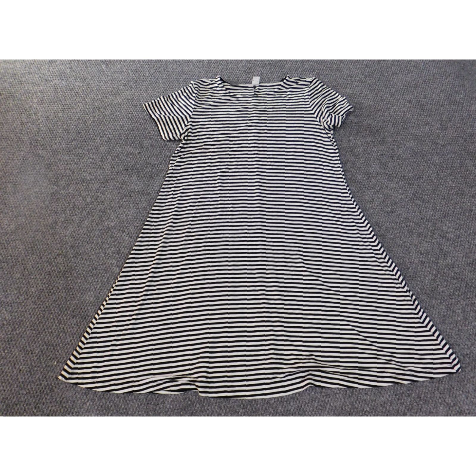 Old Navy Old Navy Shirt Dress Womens Medium Black Striped Rayon Knee Length Stretch Raglan Sleeve V-Neck Pullover Casual Rapple? Size M / US 6-8 / IT 42-44 - 3 Thumbnail