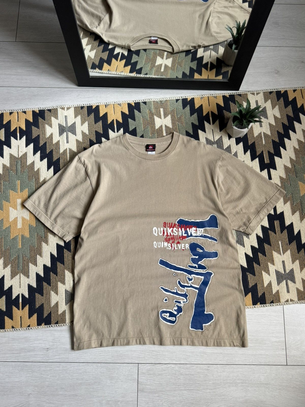 Quiksilver Vintage Quiksilver Big Logo Y2K T-shirt Surfstyle Size US XL / EU 56 / 4 - 1 Thumbnail