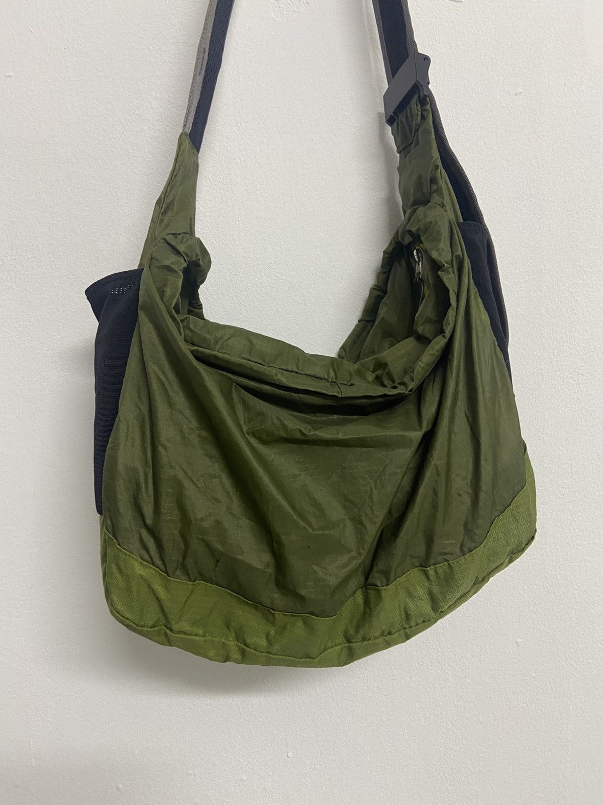 Patagonia Vintage Patagonia Messenger Bag Size ONE SIZE - 9 Thumbnail