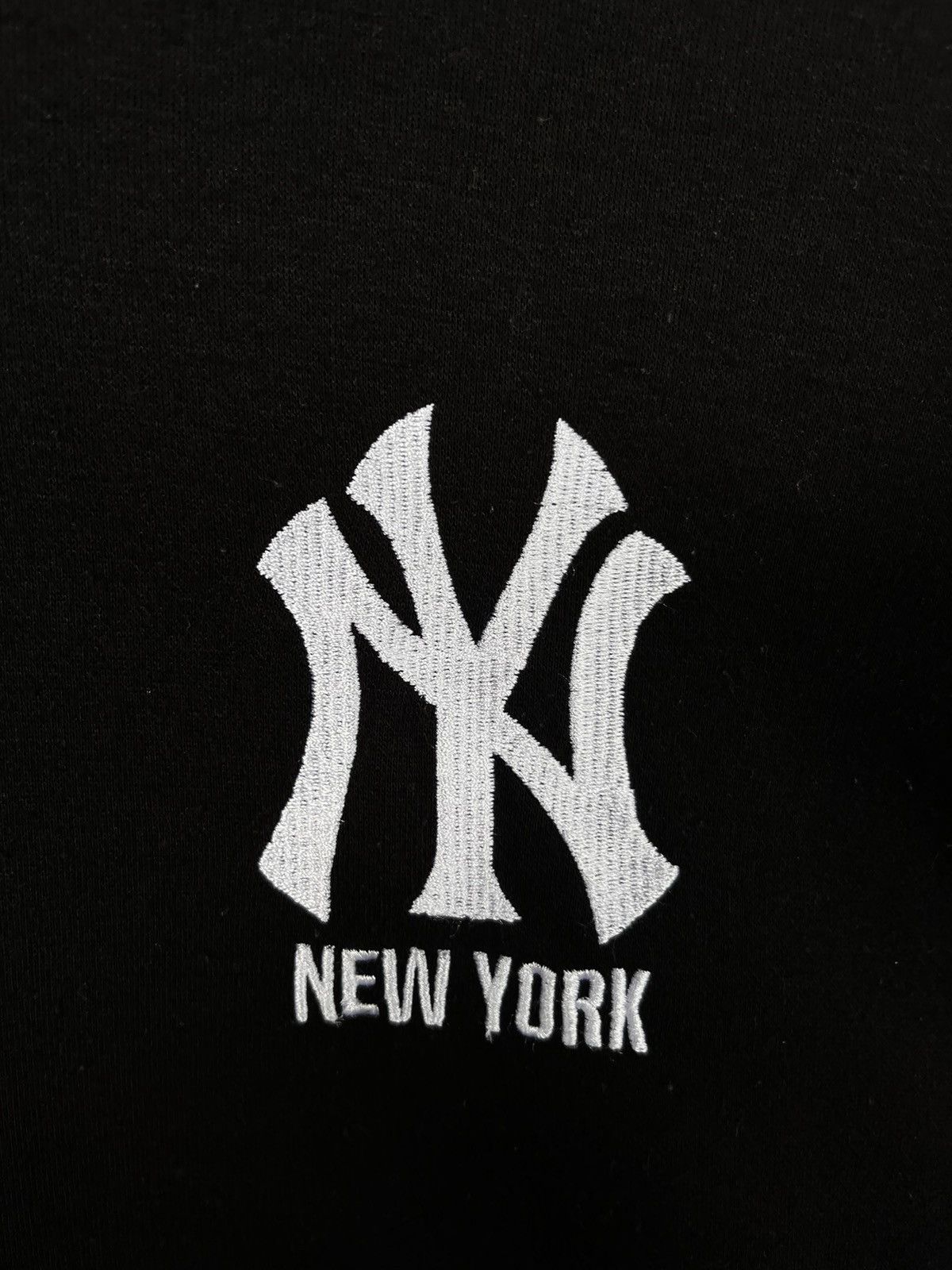 MLB Vintage y2k New York Yankees Sweatshirt Size US L / EU 52-54 / 3 - 3 Thumbnail