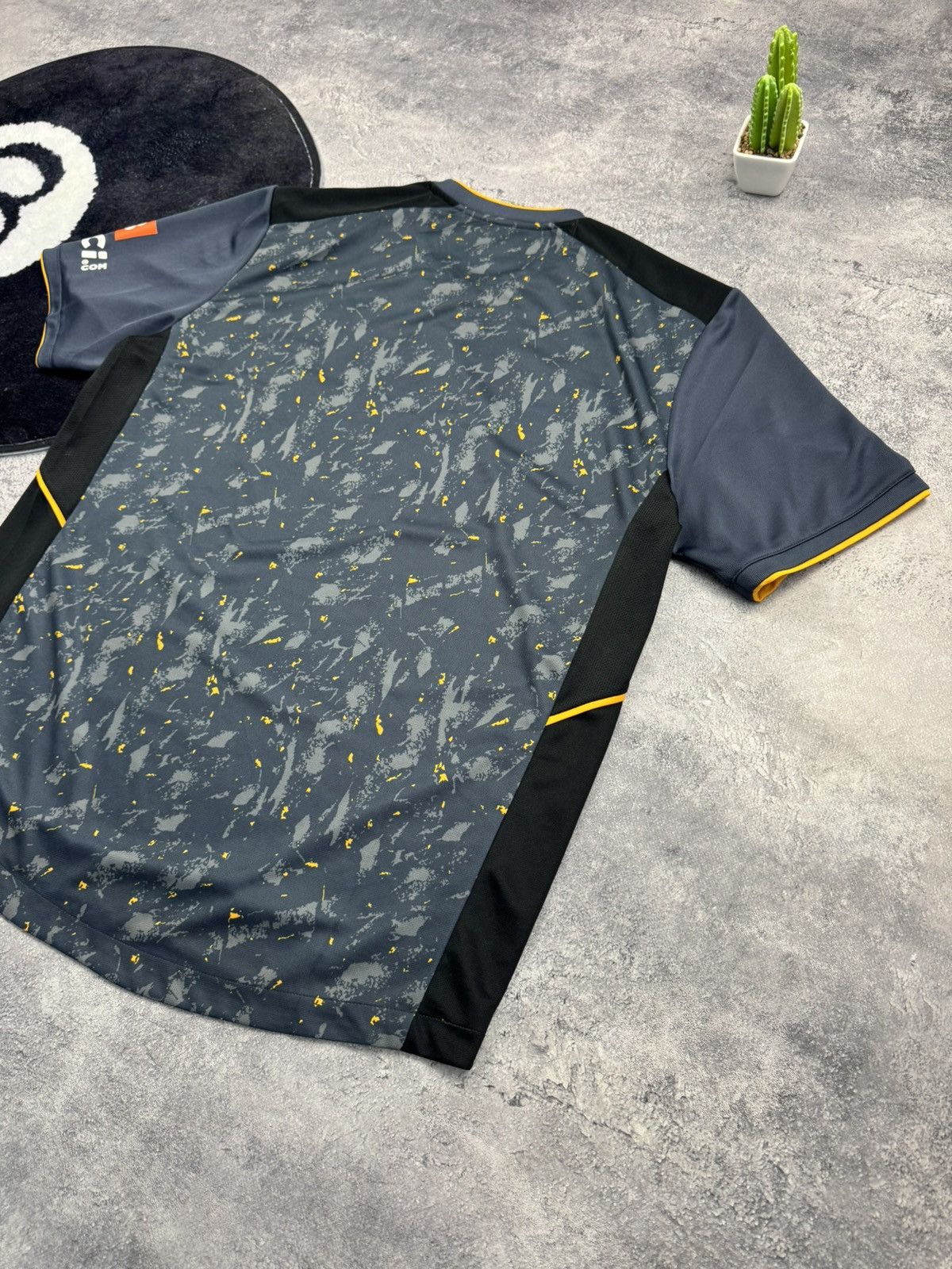 Castore Wolverhampton Wolves 2021/22 Away Football Shirt Castore Size US XL / EU 56 / 4 - 14 Thumbnail