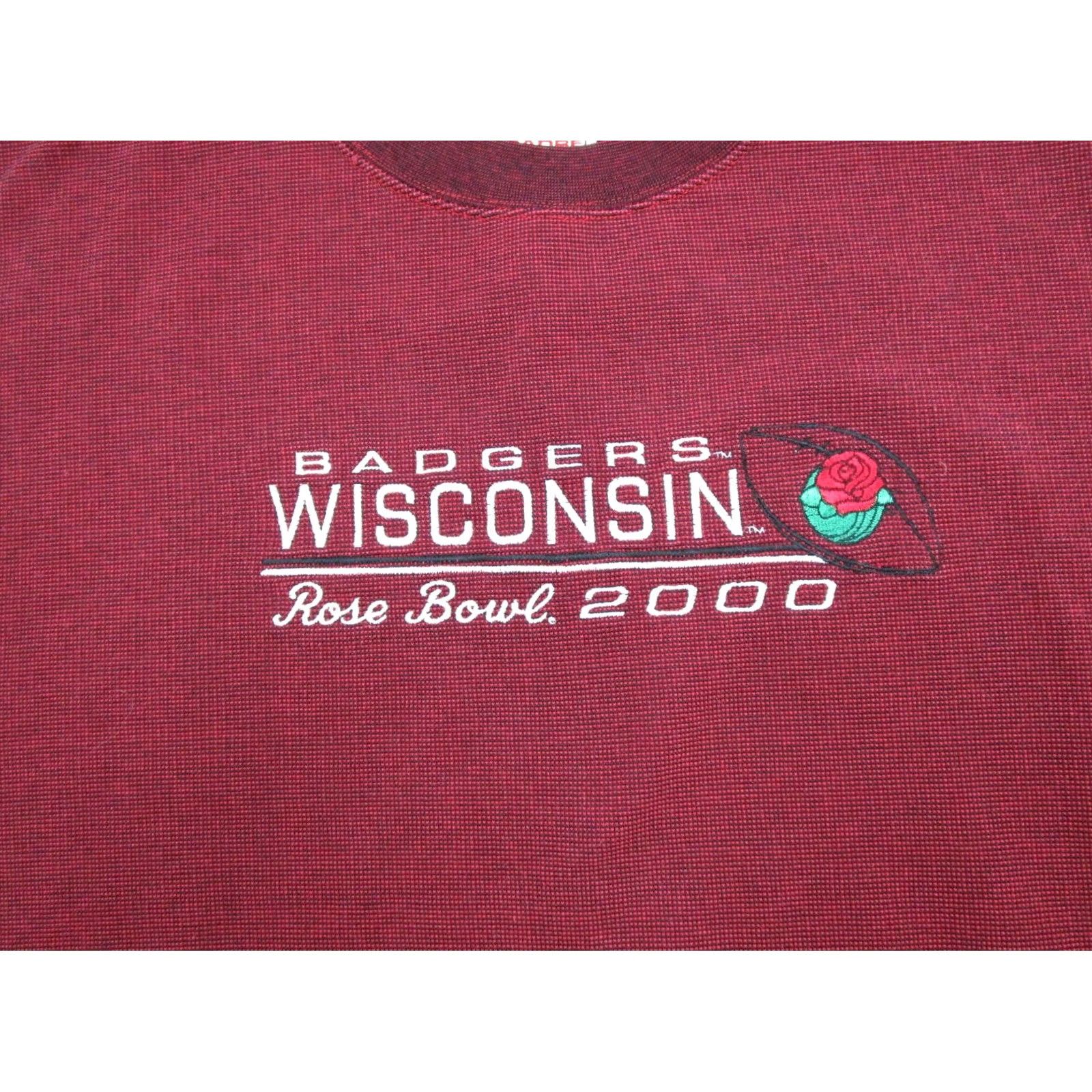 Vintage VINTAGE Wisconsin Badgers Sweatshirt Cadre Red XL Mens Crew Neck Pullover Long Sleeve All Seasons Football Hoodie Sports 2000s Size US XL / EU 56 / 4 - 2 Thumbnail