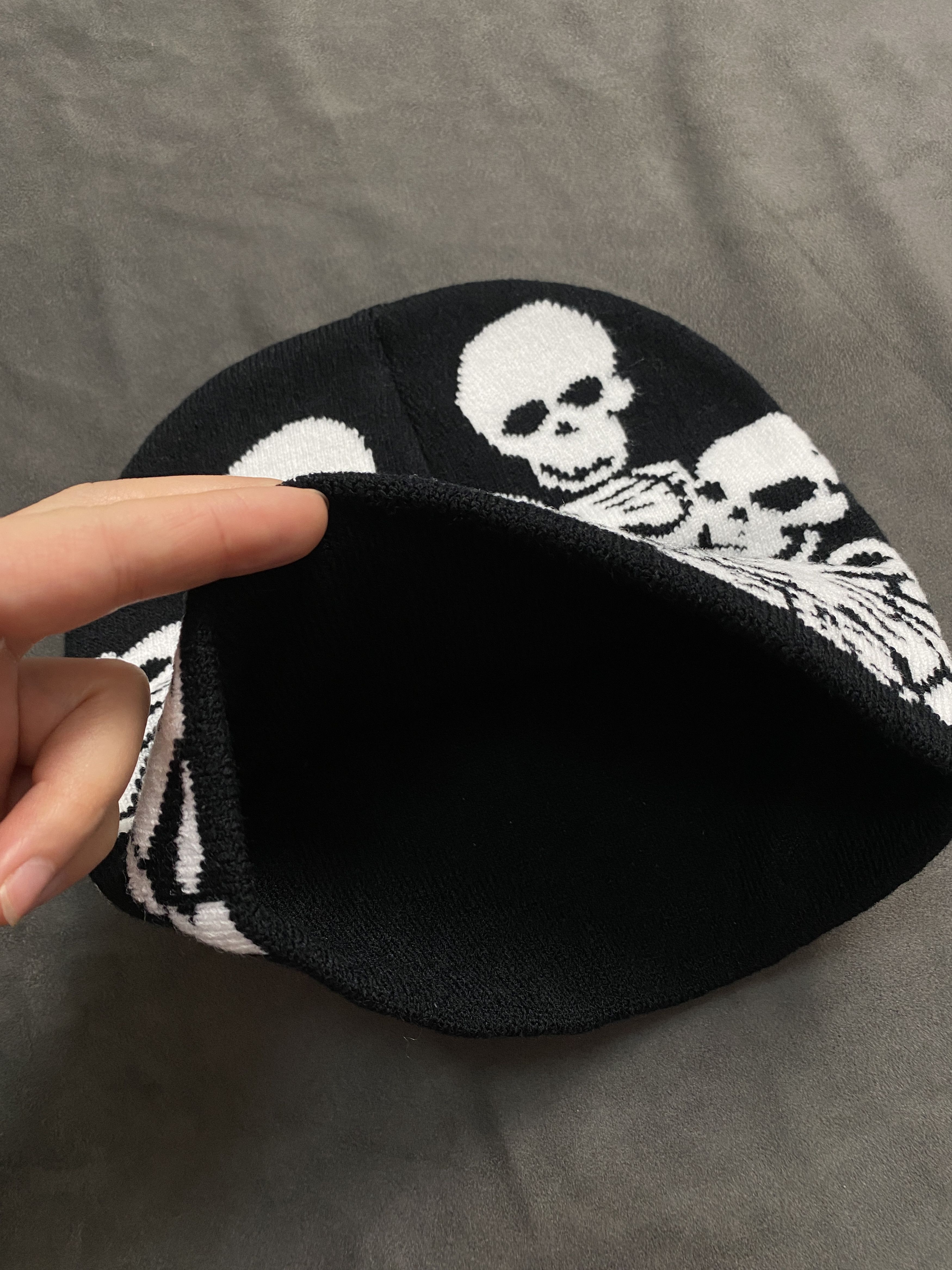Japanese Brand Deadstock Skeleton Graphic No Cuff Knit Black Beanie OS Size ONE SIZE - 5 Thumbnail