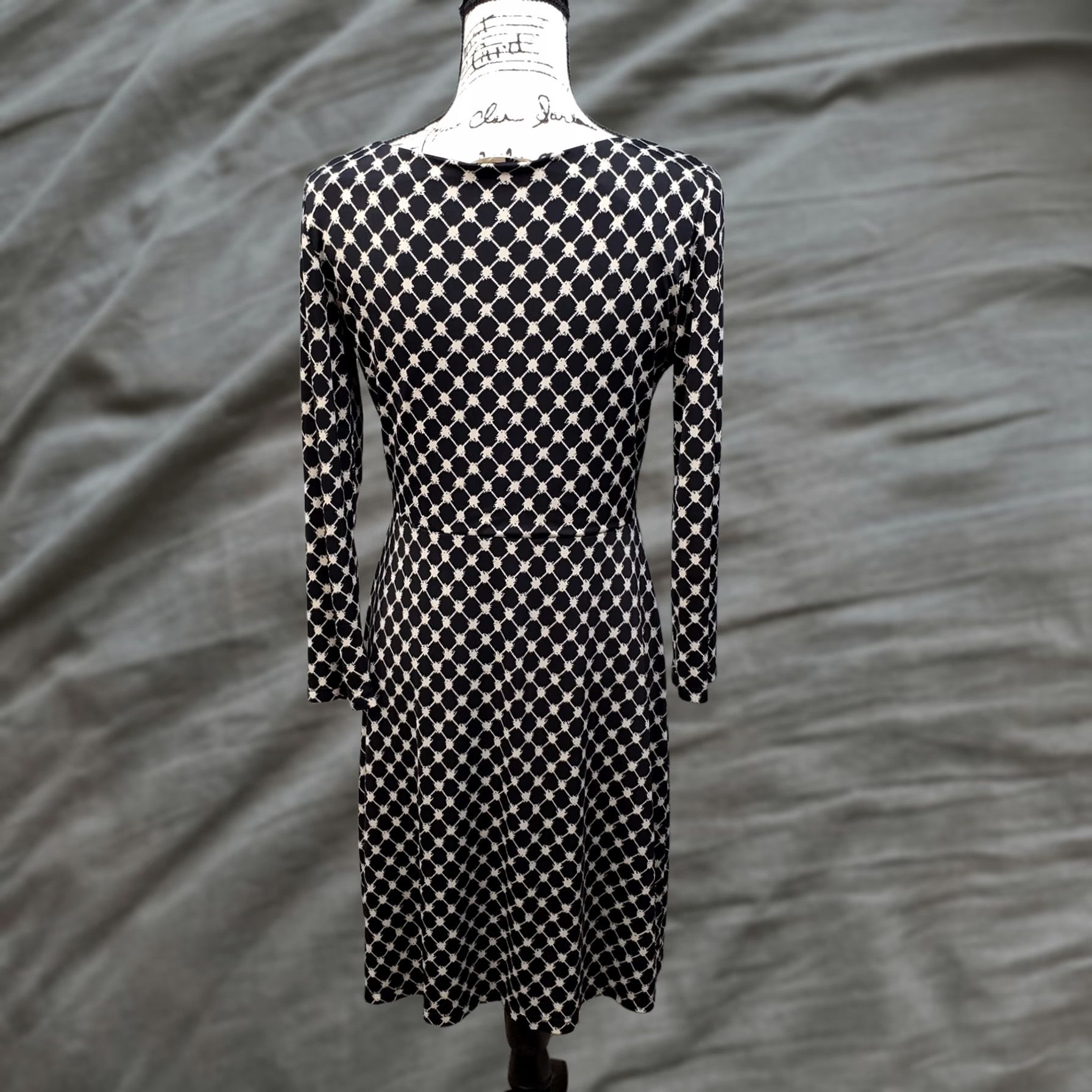 Vintage Gilli Sheath Dress Womens M Black White Geometric Pleated Waist Boat Neck Size M / US 6-8 / IT 42-44 - 1 Thumbnail