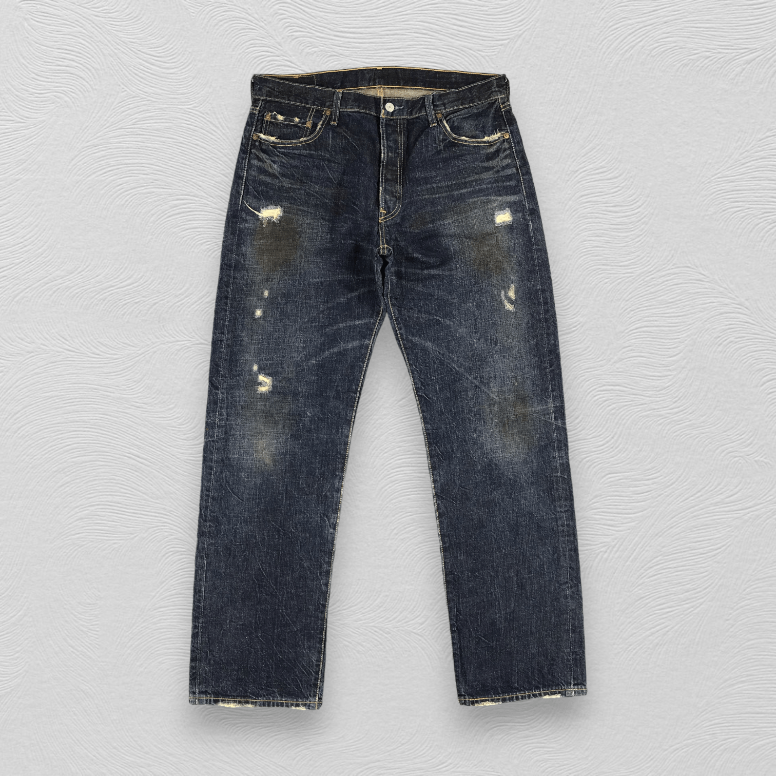 Levi's Vintage Levi's 501 Jeans Dirty Wash Ripped Denim KJ369 Size US 36 / EU 52 - 1 Thumbnail