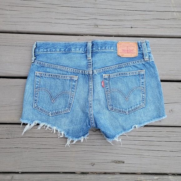 Levi's Levi's 501 Original Cutoff Superlow Low Rise Booty Shorts Size 24" / US 00 / IT 34 - 2 Thumbnail