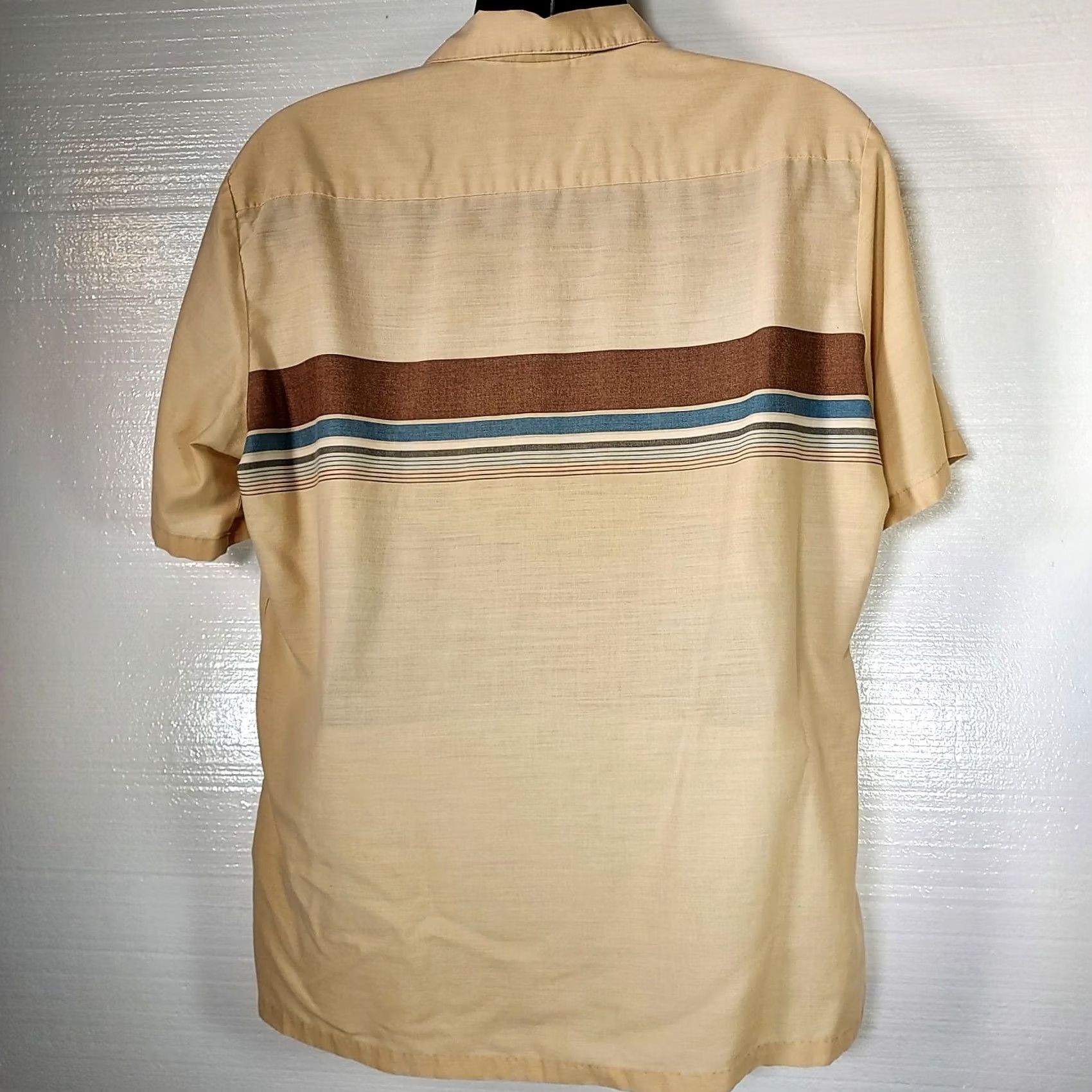 Vintage VINTAGE Triumph Shirt Button-Up XL Adult Short Sleeve Brown & Blue EUC Mens Size US XL / EU 56 / 4 - 2 Thumbnail
