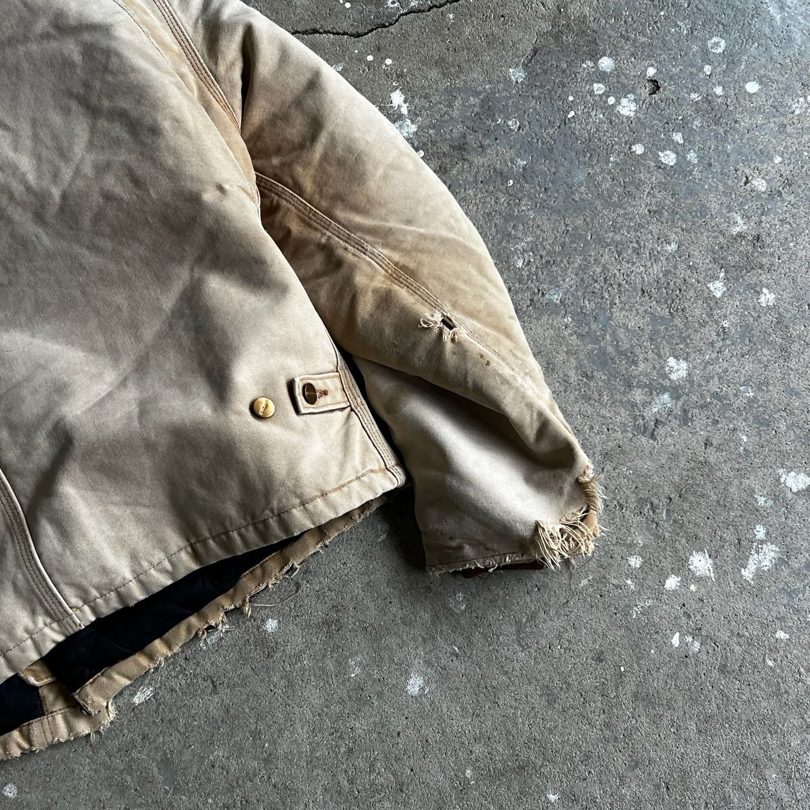Carhartt × Vintage Carhartt faded brown thrashed arctic work wear jacket Size US L / EU 52-54 / 3 - 7 Thumbnail