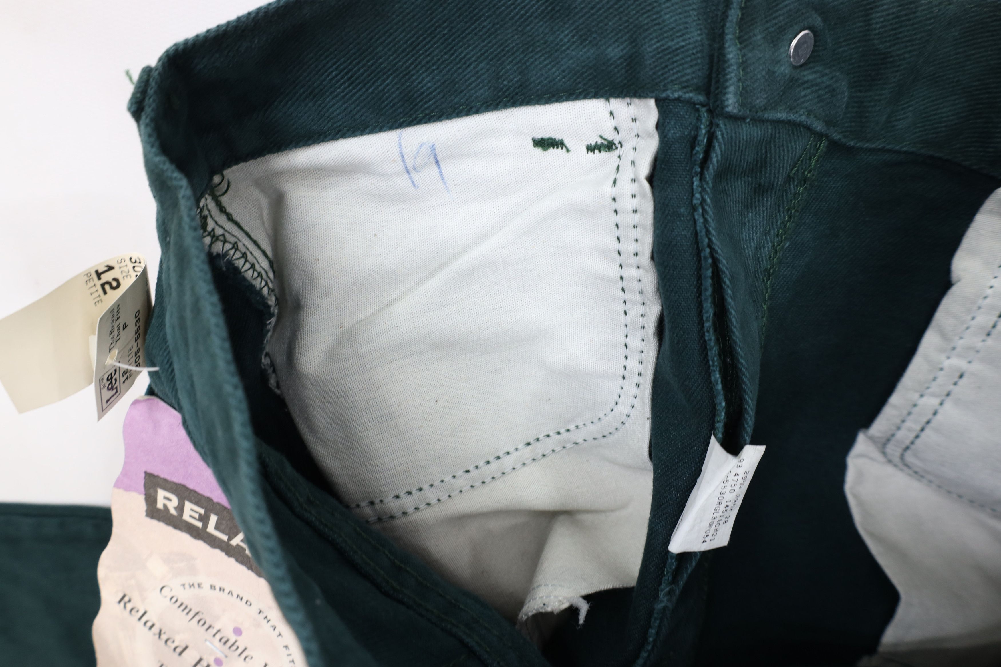 Lee × Vintage Deadstock Vintage 90s Lee Fit Tapered Leg Jeans Green USA Size 34" / US 12 / IT 48 - 9 Thumbnail