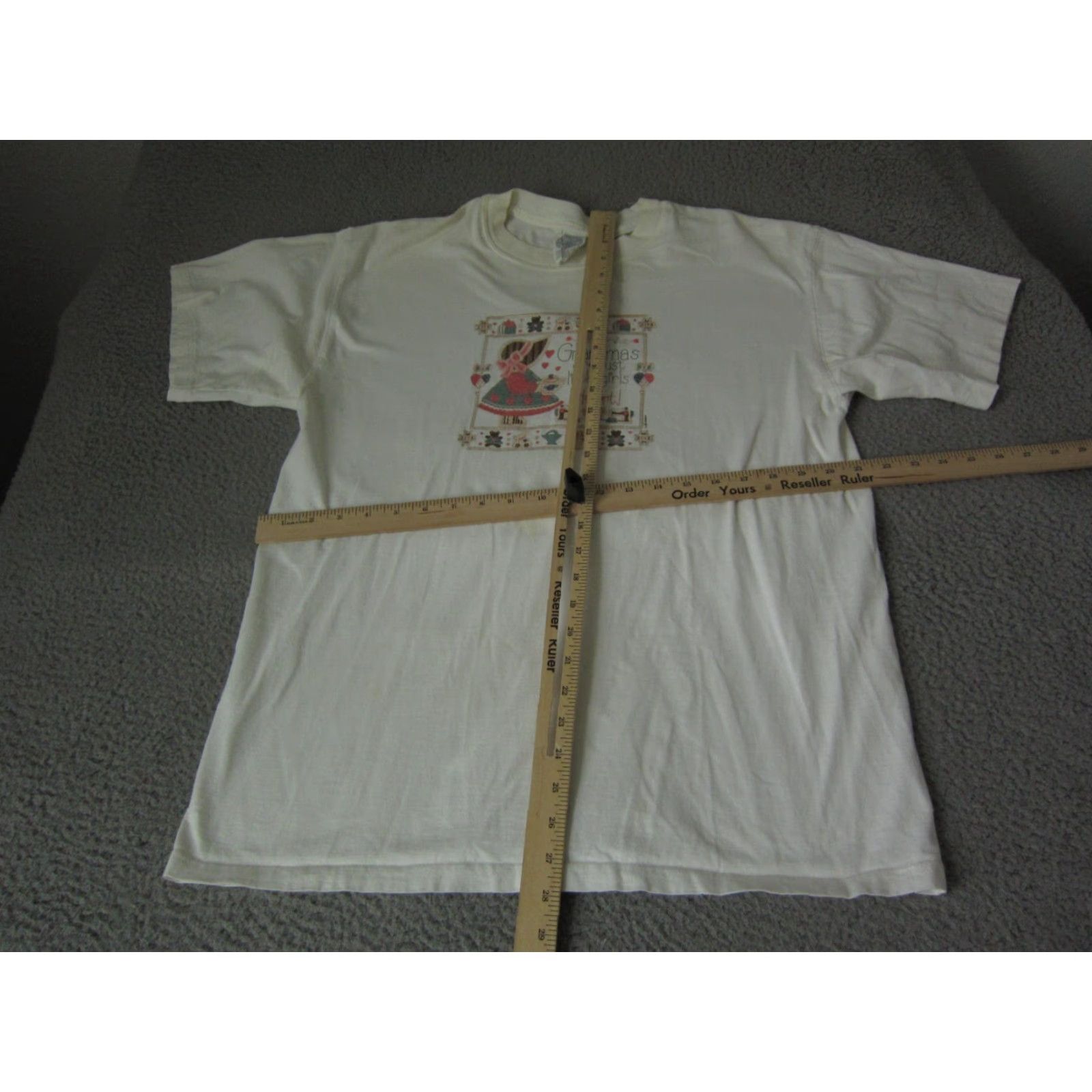Vintage VINTAGE Genuine Shirt Men L White 90s 80s Tee Logo Cotton Jersey Crew Neck Short Sleeve Casual Gma Cottage Core 1990-1999 Mens T-Shirt Size US L / EU 52-54 / 3 - 7 Thumbnail