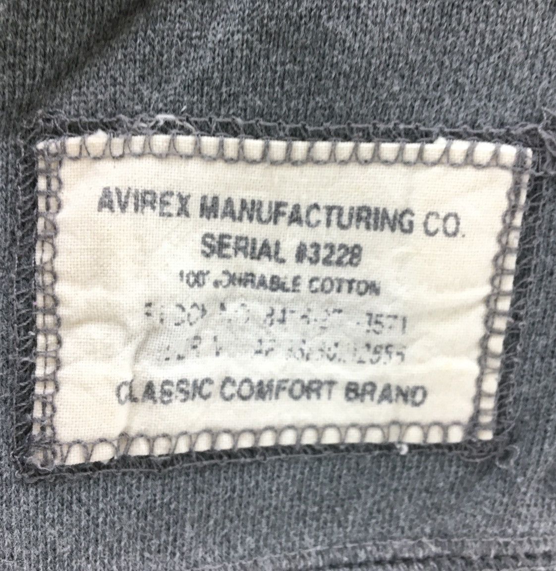 Avirex Vintage 90s Avirex Ltd USN Crewneck Size US L / EU 52-54 / 3 - 7 Thumbnail