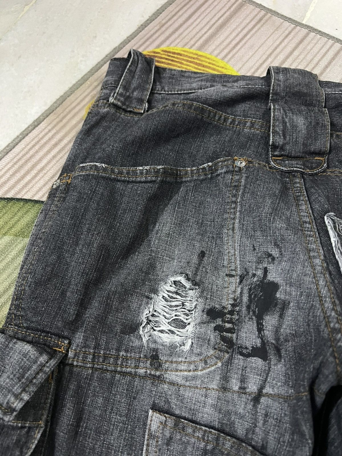 Japanese Brand 💥Zucca Multipocket Reconstruct Design Distressed Jean Size US 30 / EU 46 - 21 Thumbnail