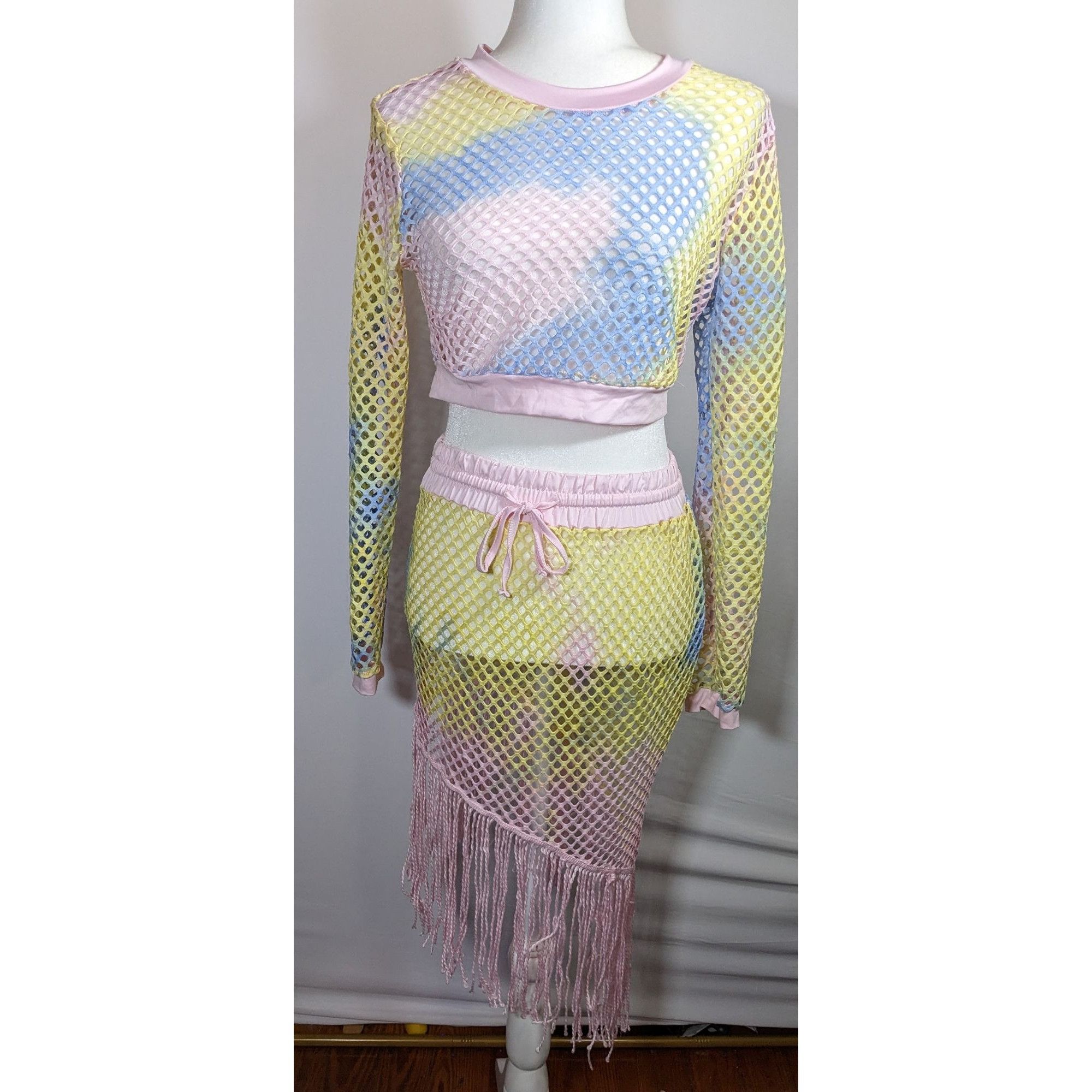 Other InGear Resort Mermaidcore Pastel Rainbow Two Piece Swim Cove Size ONE SIZE - 9 Thumbnail