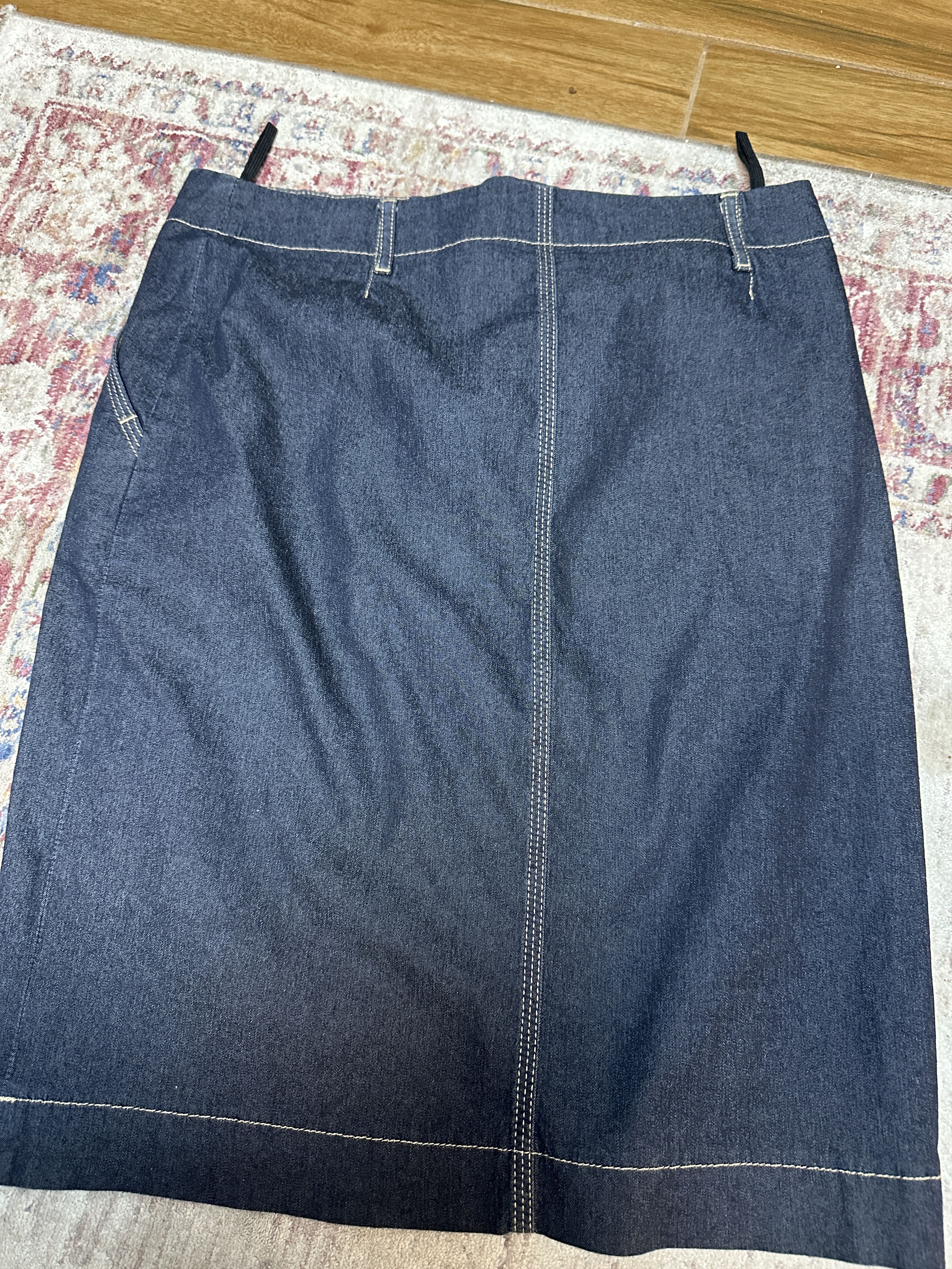 Louis Feraud Louis Feraud Women's Denim Skirt Size 6 Size M / US 6-8 / IT 42-44 - 5 Thumbnail