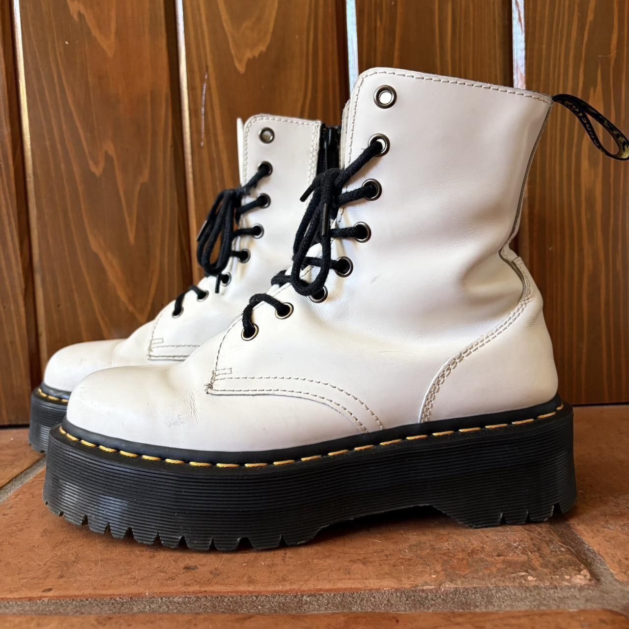 Dr. Martens Dr. Martens Jadon white platform boots Size US 7 Size US 7 / IT 37 - 1 Thumbnail