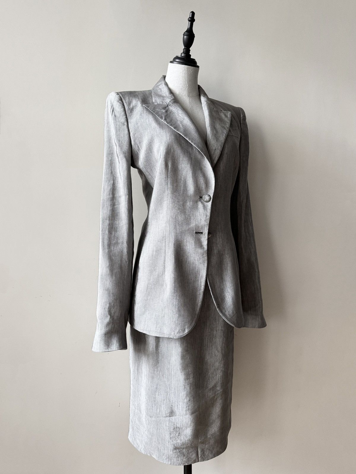 Alexander McQueen Alexander McQueen SS99 Silver Blazer & Skirt Suit Size L / US 10 / IT 46 - 2 Thumbnail