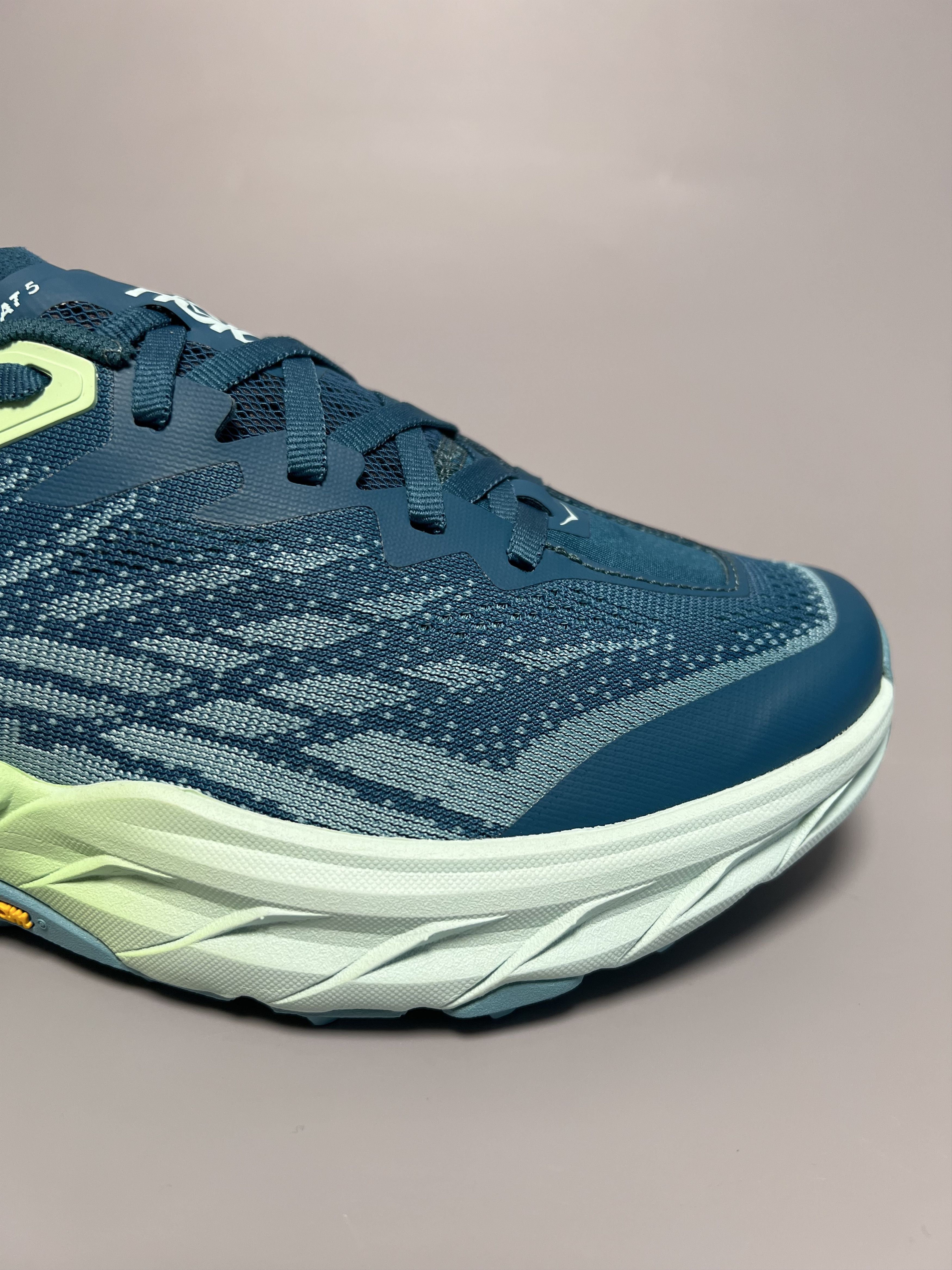 7B Hoka One One Speedgoat 5 Trail Running Shoes 1123158-DLOM