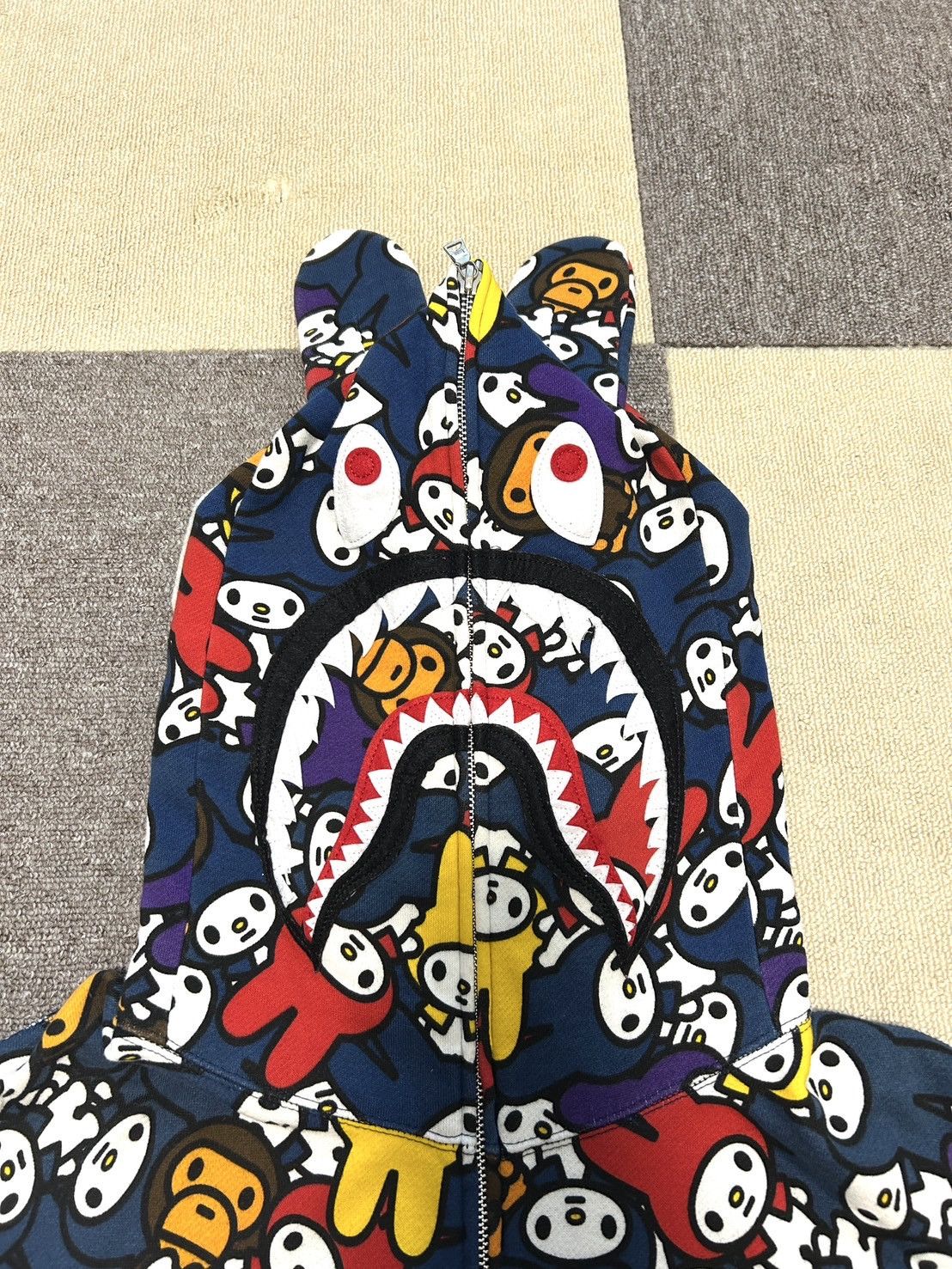 Bape RARE Bape Sanrio Mymelody Baby Milo Shark Full Zip Hoodie Size US XL / EU 56 / 4 - 3 Thumbnail