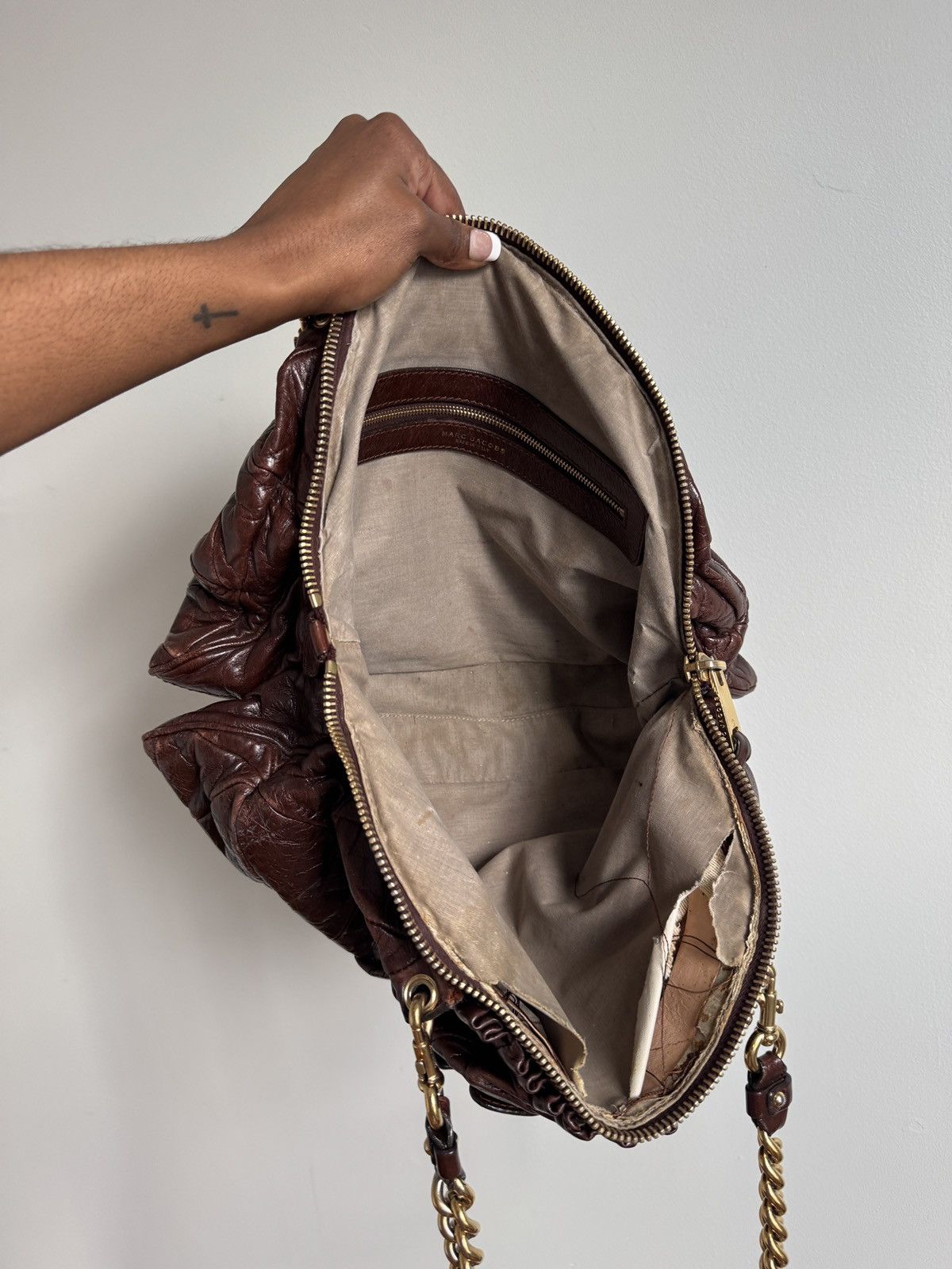 Marc Jacobs Marc Jacobs Chocolate Quilted Leather Bowler Handbag Size ONE SIZE - 6 Thumbnail