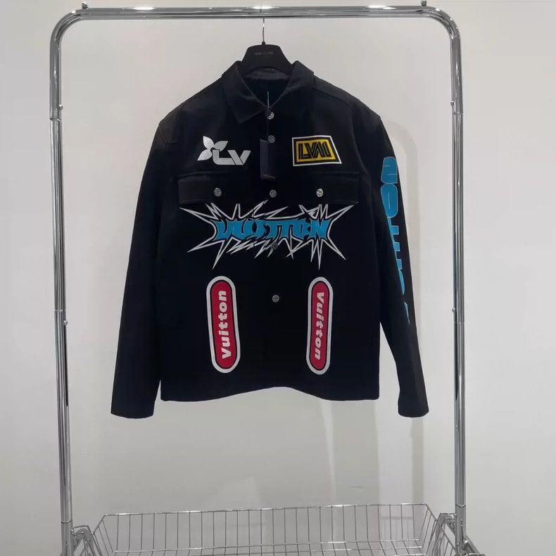 Louis Vuitton louis vuitton Black graffiti denim logo jacket 2501-Nextar Size US L / EU 52-54 / 3 - 1 Thumbnail