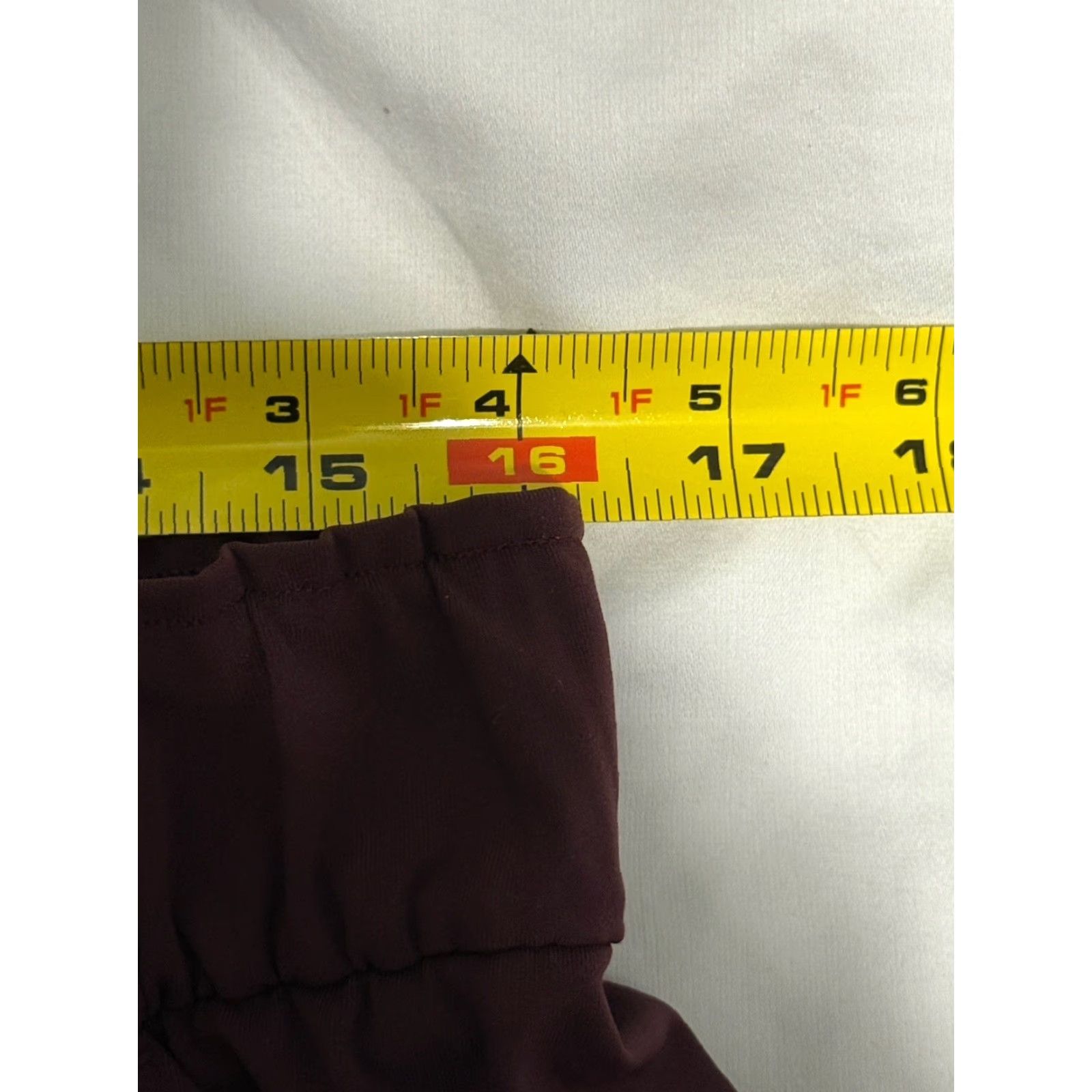 Lululemon VINTAGE Lululemon Keep Moving 7/8 Pant High Rise 12 Cassis Full-On Luxtreme Regular 27in Women Waist 32in Pockets Athleisure Size 34" / US 12 / IT 48 - 5 Thumbnail
