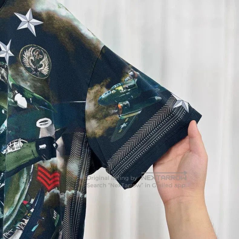 Givenchy Givenchy Green Plane Print Short Sleeve T. Size US S / EU 44-46 / 1 - 4 Thumbnail