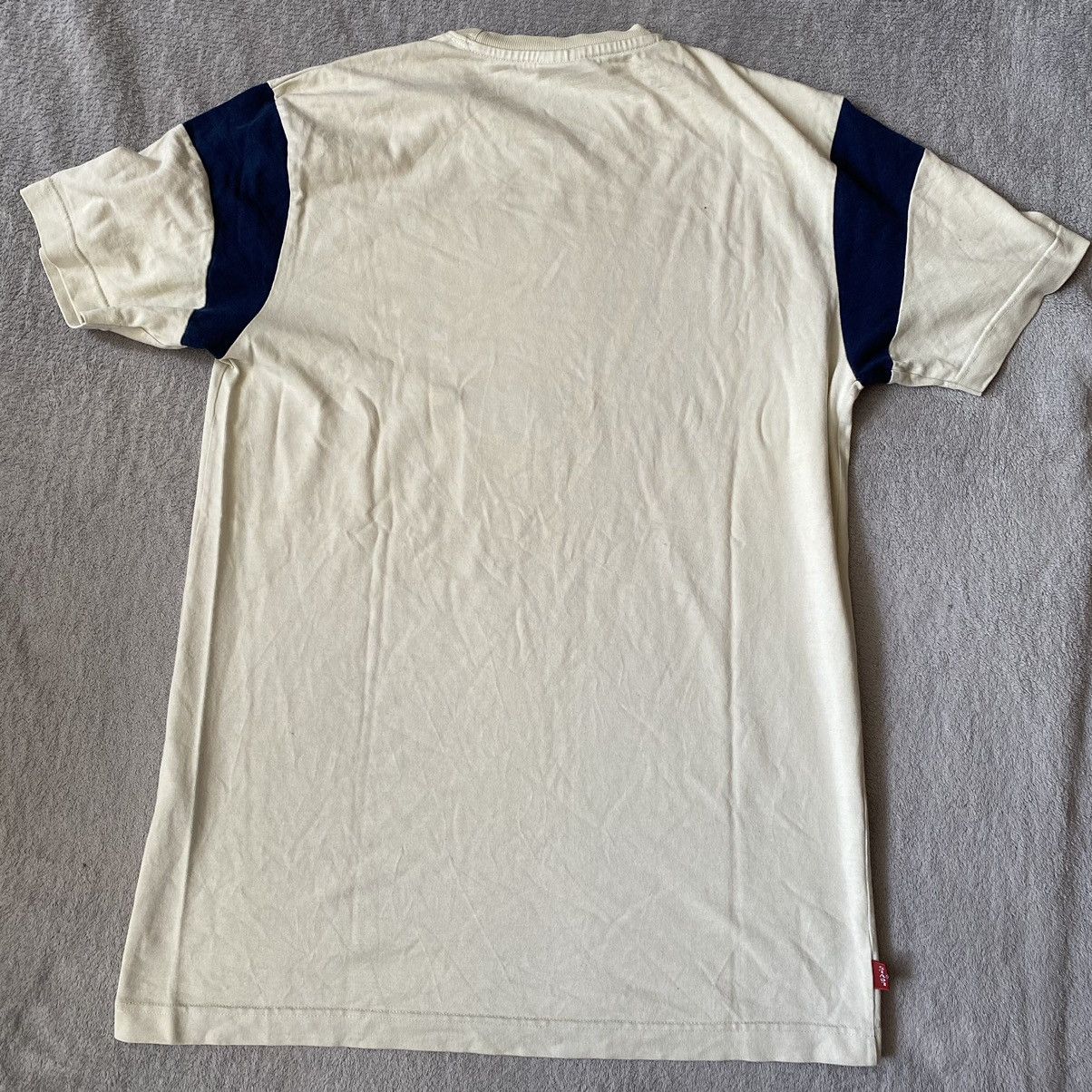 Levi's Vintage Levi’s Red Tab by California T-Shirt y2k Size US M / EU 48-50 / 2 - 6 Thumbnail