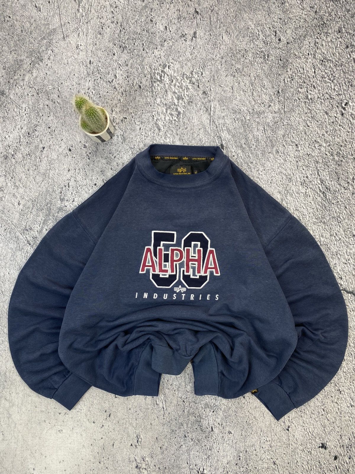 Alpha Industries × Vintage Vintage Sweatshirt Alpha Industries Army 90’ boxy Streetwear Size US XL / EU 56 / 4 - 1 Thumbnail