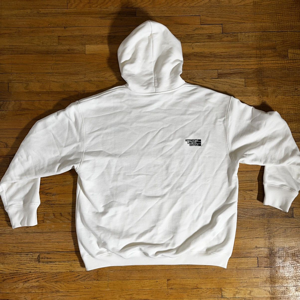 Vetements Sz XL Oversized Vetements Hoodie Limited Edition Hoodie offw Size US XL / EU 56 / 4 - 8 Thumbnail