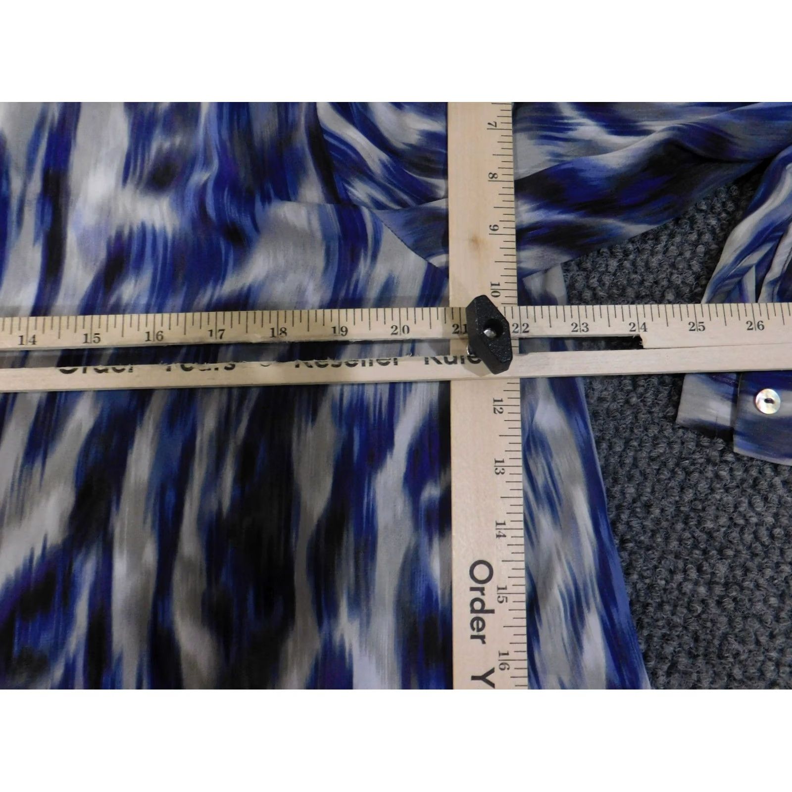 Vintage Chico's Tunic Blouse Long Sleeve Blue Gray Abstract V-Neck 2 Womens Shirt Casual Blouse Size XS / US 0-2 / IT 36-38 - 7 Thumbnail