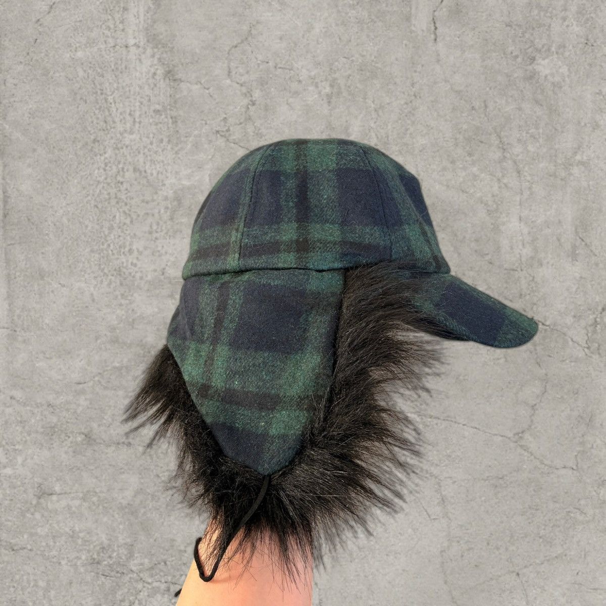 Japanese Brand Trapper Russian ear flap cap in plaid green/black One size. Size ONE SIZE - 6 Thumbnail
