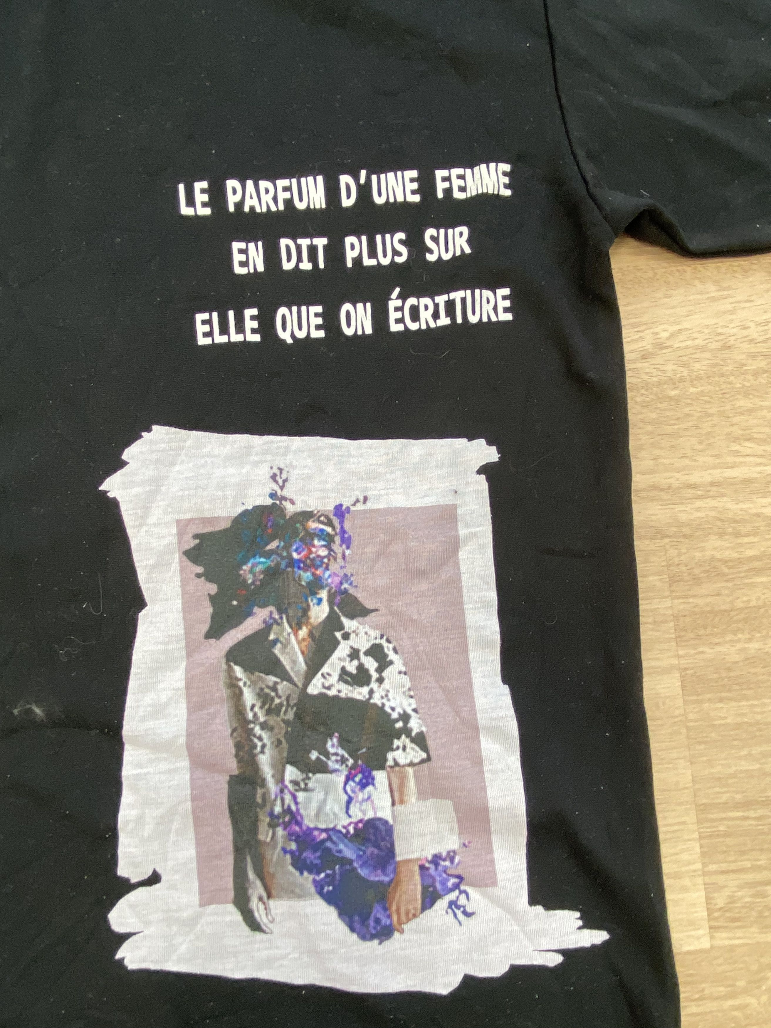 Japanese Brand japan le perfum tshirt size xL Size US XL / EU 56 / 4 - 3 Thumbnail