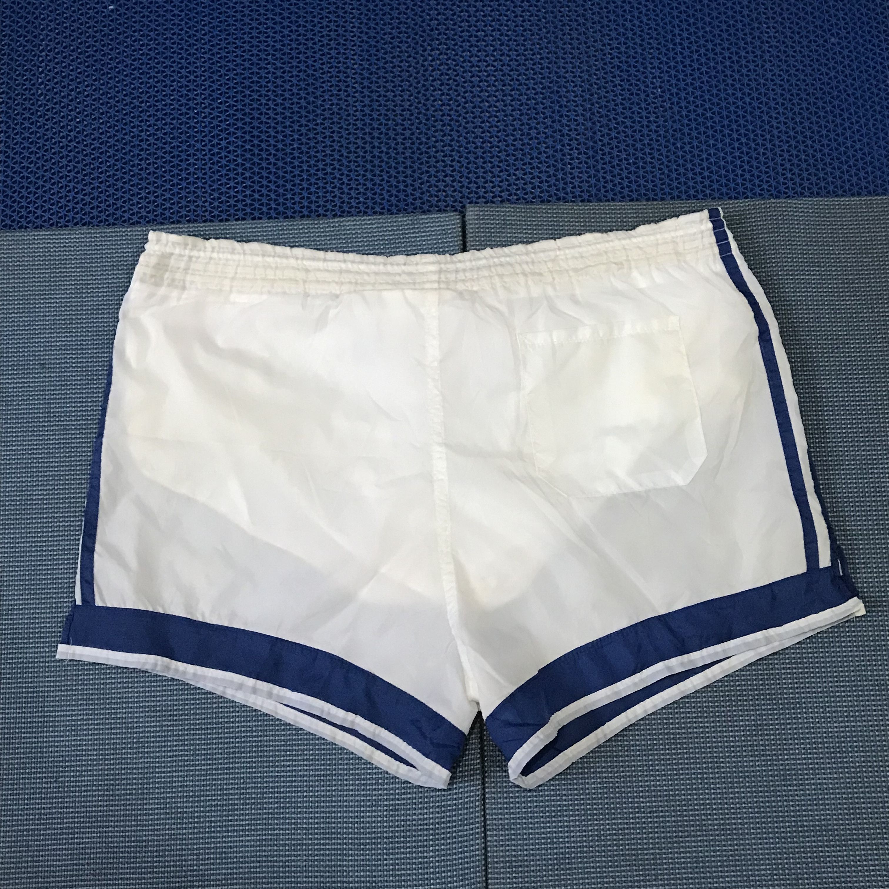 Adidas Vintage adidas Short Pants Classic White and Blue Stripe Size US 36 / EU 52 - 2 Thumbnail