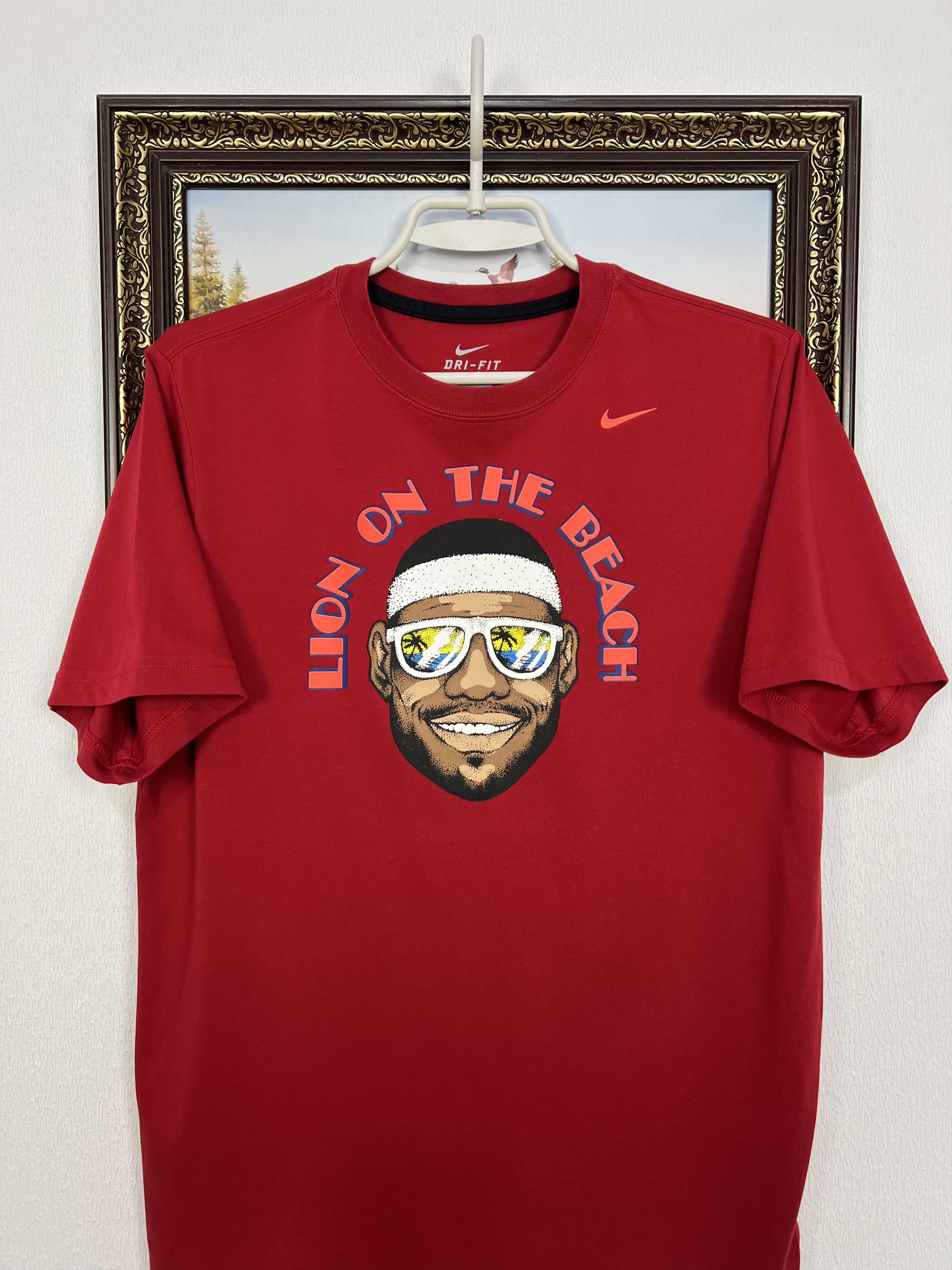 Nike Nike Lion On The Beach LBJ Tee Over Print Lebron James King Size US S / EU 44-46 / 1 - 2 Thumbnail
