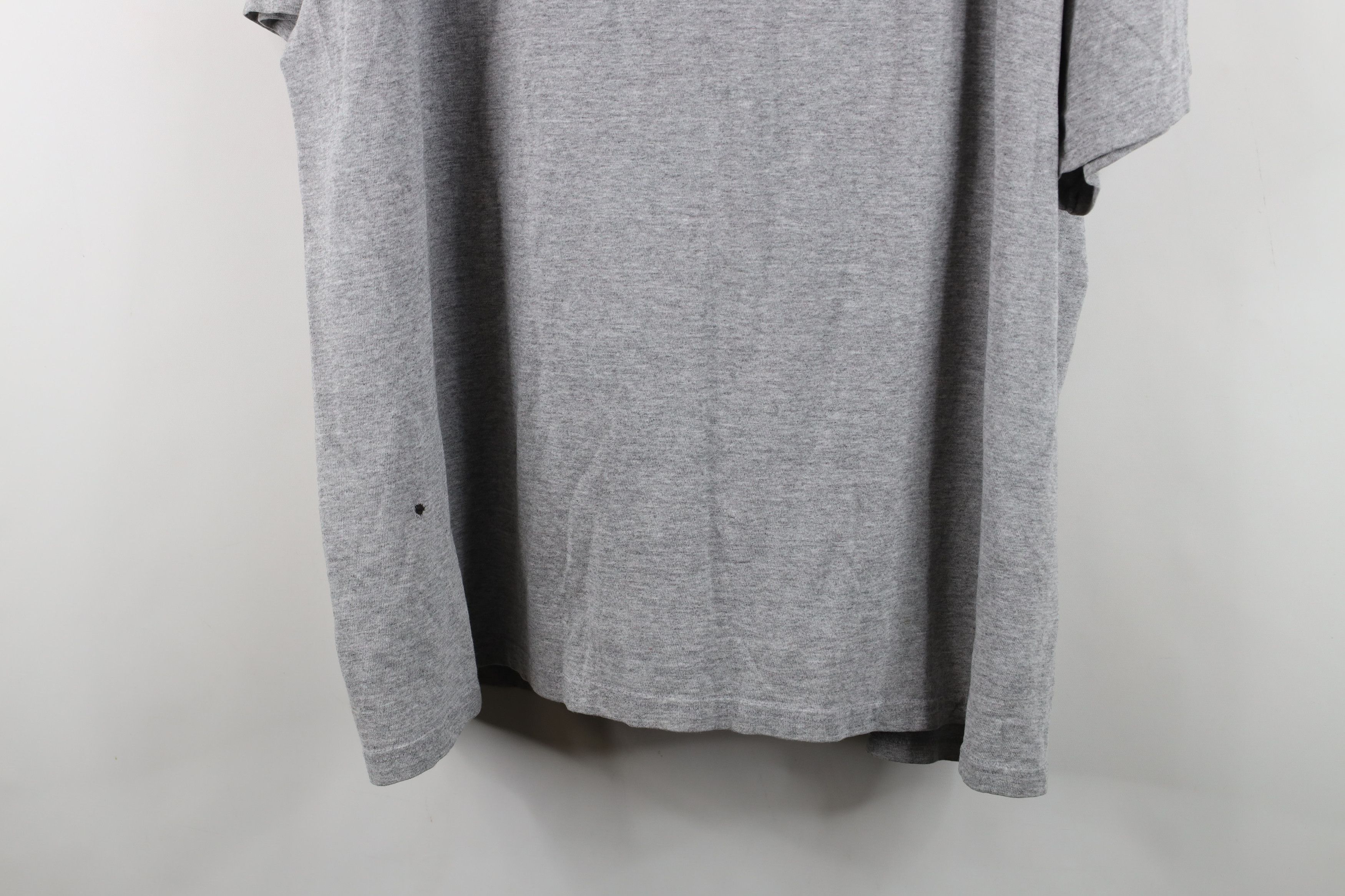 Majestic Vintage Y2K 2002 Majestic Boston Red Sox T-Shirt Gray Size US XL / EU 56 / 4 - 14 Thumbnail
