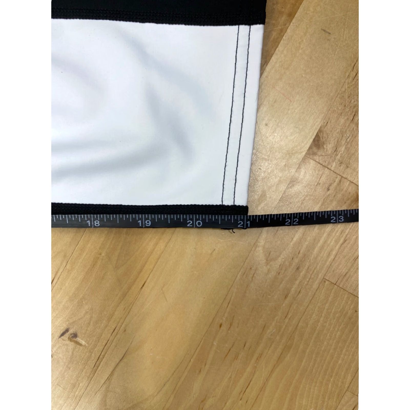Athleta Athleta Leggings Capri Women S Black Geometric Yoga Casual Pull On Athletic Size 28" / US 6 / IT 42 - 7 Thumbnail