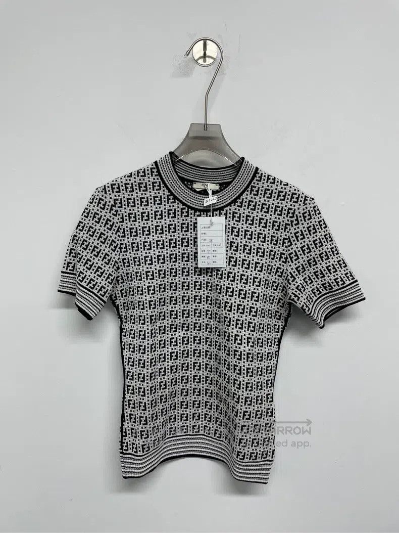 Fendi Fendi Monogram Printed Short-Sleeve T-Shirt Size XS / US 0-2 / IT 36-38 - 1 Thumbnail