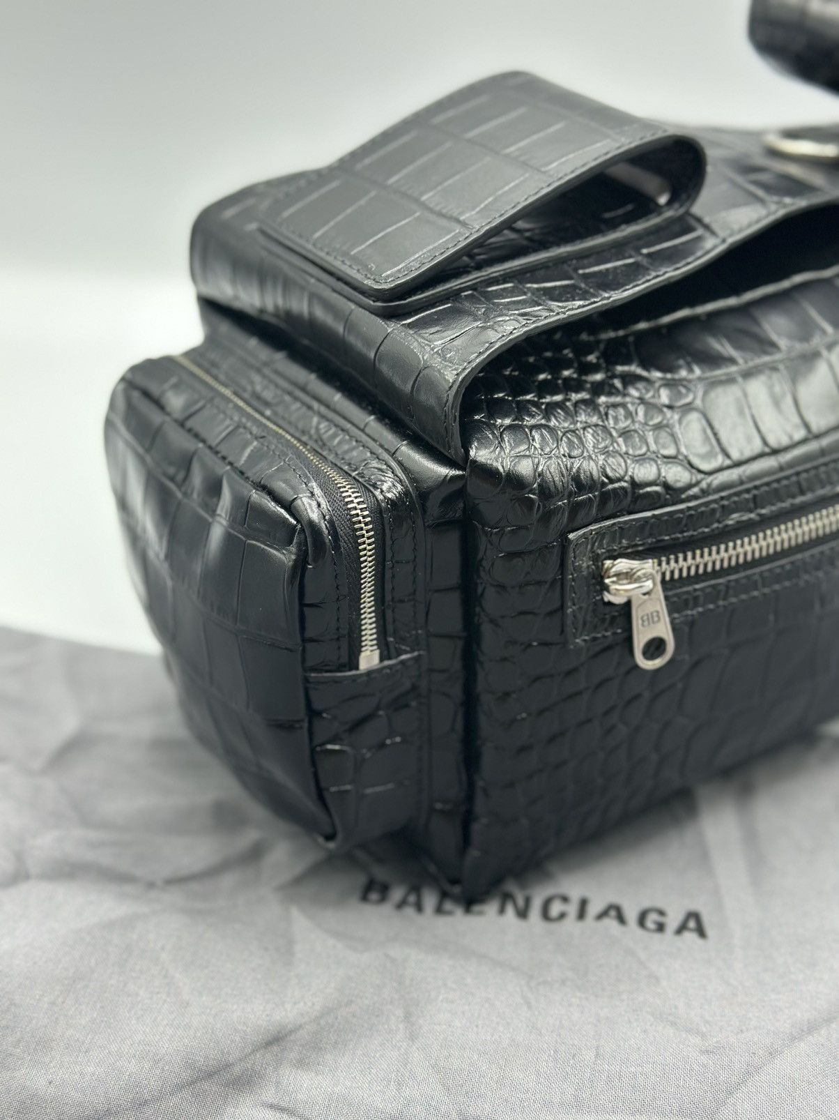 Balenciaga Balenciaga Black Croc Embossed Small Superbusy Sling Bag Size ONE SIZE - 5 Thumbnail
