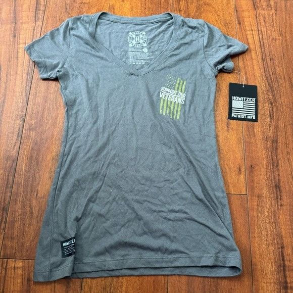 Designer NWT WOMEN’S HOWITZER PATRIOT SUPPORT OUT VETERANS V-NECK T-S Size S / US 4 / IT 40 - 5 Thumbnail