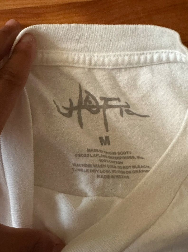 Kaws × Travis Scott Kaws x Travis Scott Utopia Tee Size US M / EU 48-50 / 2 - 3 Thumbnail