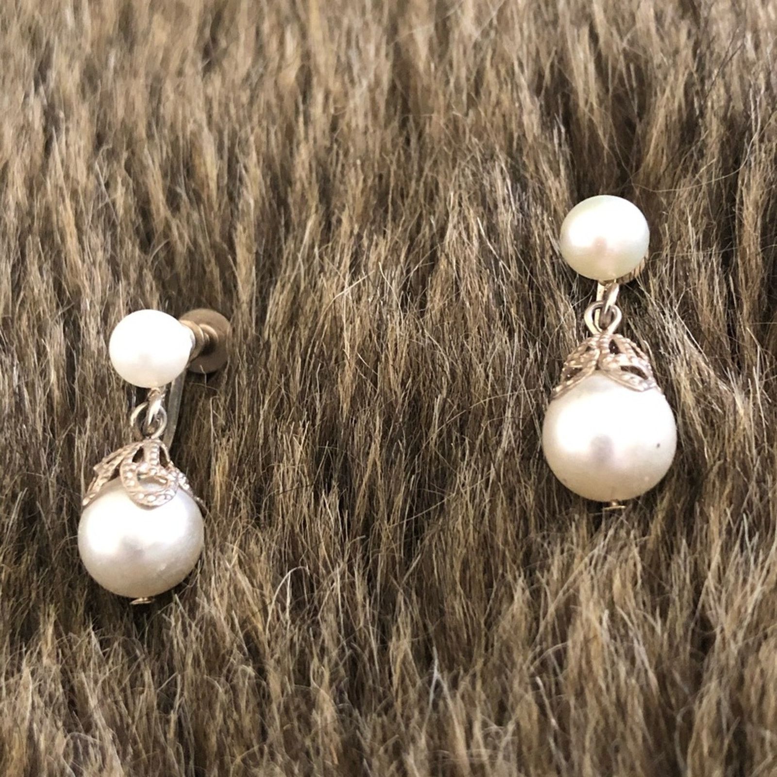 Vintage Vintage 40s-50s bell capped faux pearl clip ons Size ONE SIZE - 3 Thumbnail